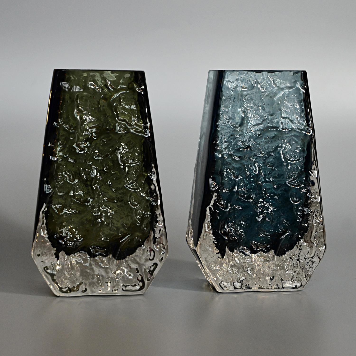 Mid-20th Century Collection of 14 Textured Glass Vases by Geoffrey Baxter for Whitefriars Glass