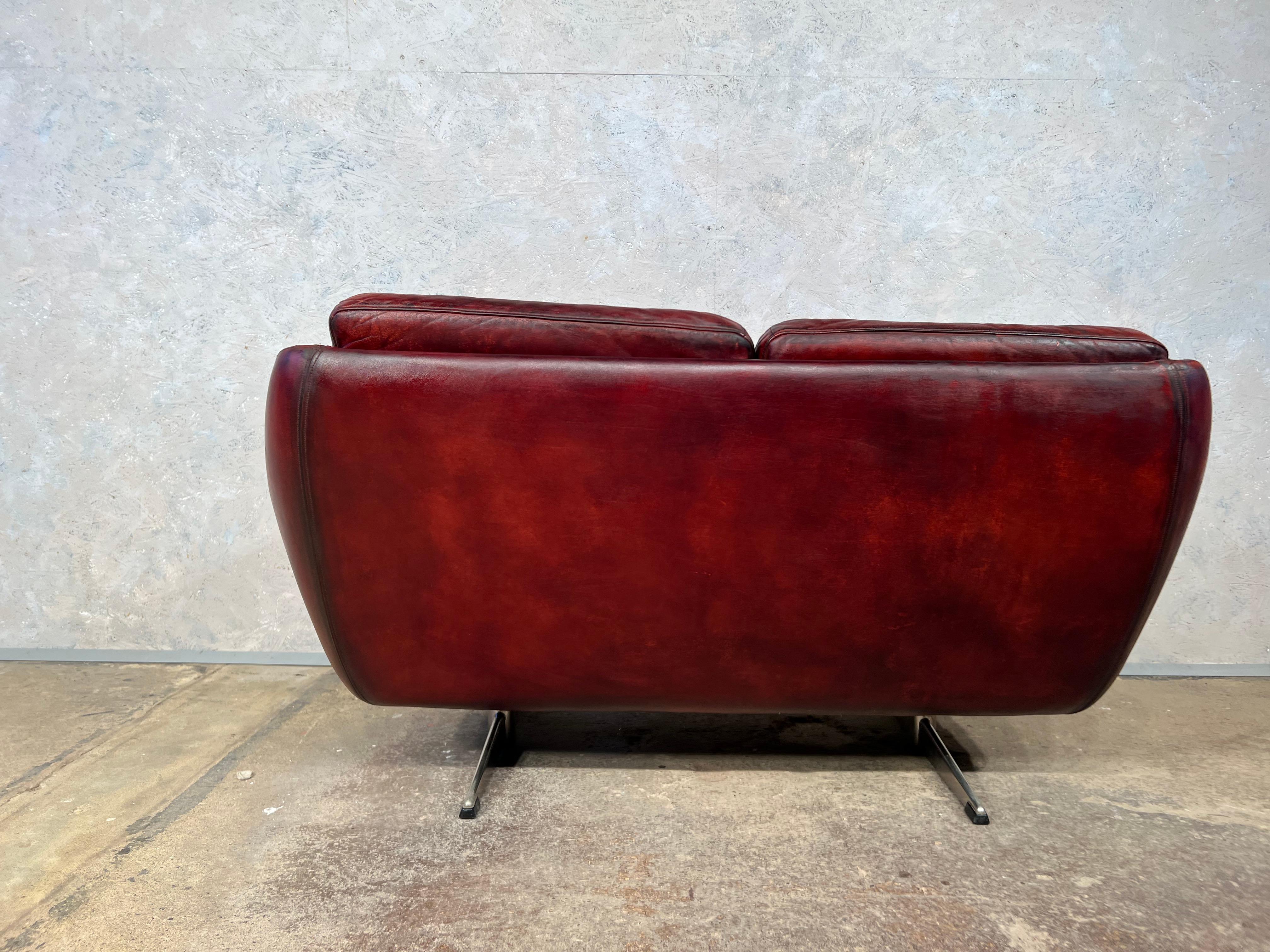 Compact Vintage Danish 70s Chestnut Two Seater Leather Sofa #519 4