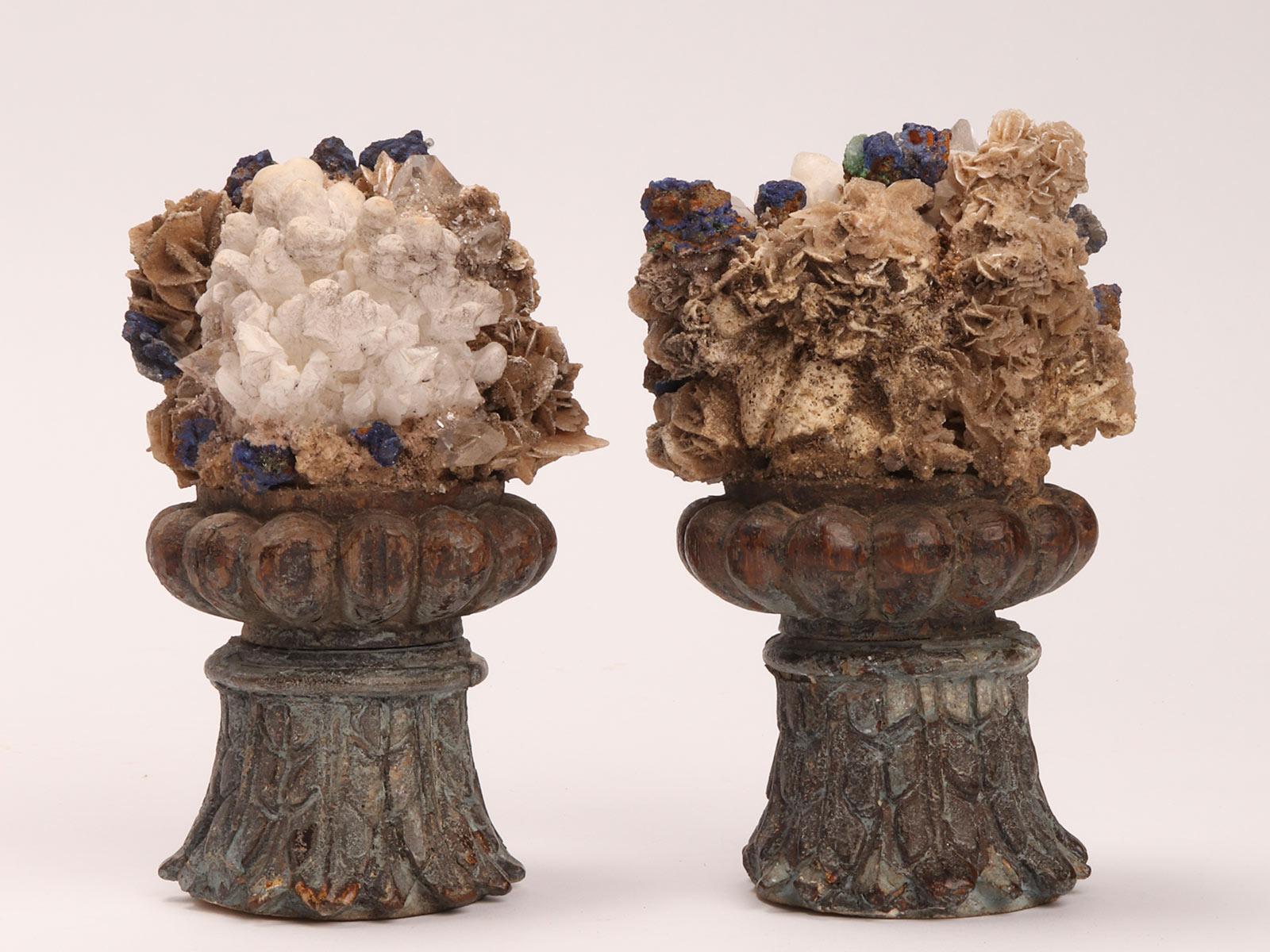 Composition de fleurs de calcite, de quartz blu et de cristaux de roche, Italie 1880. en vente 1
