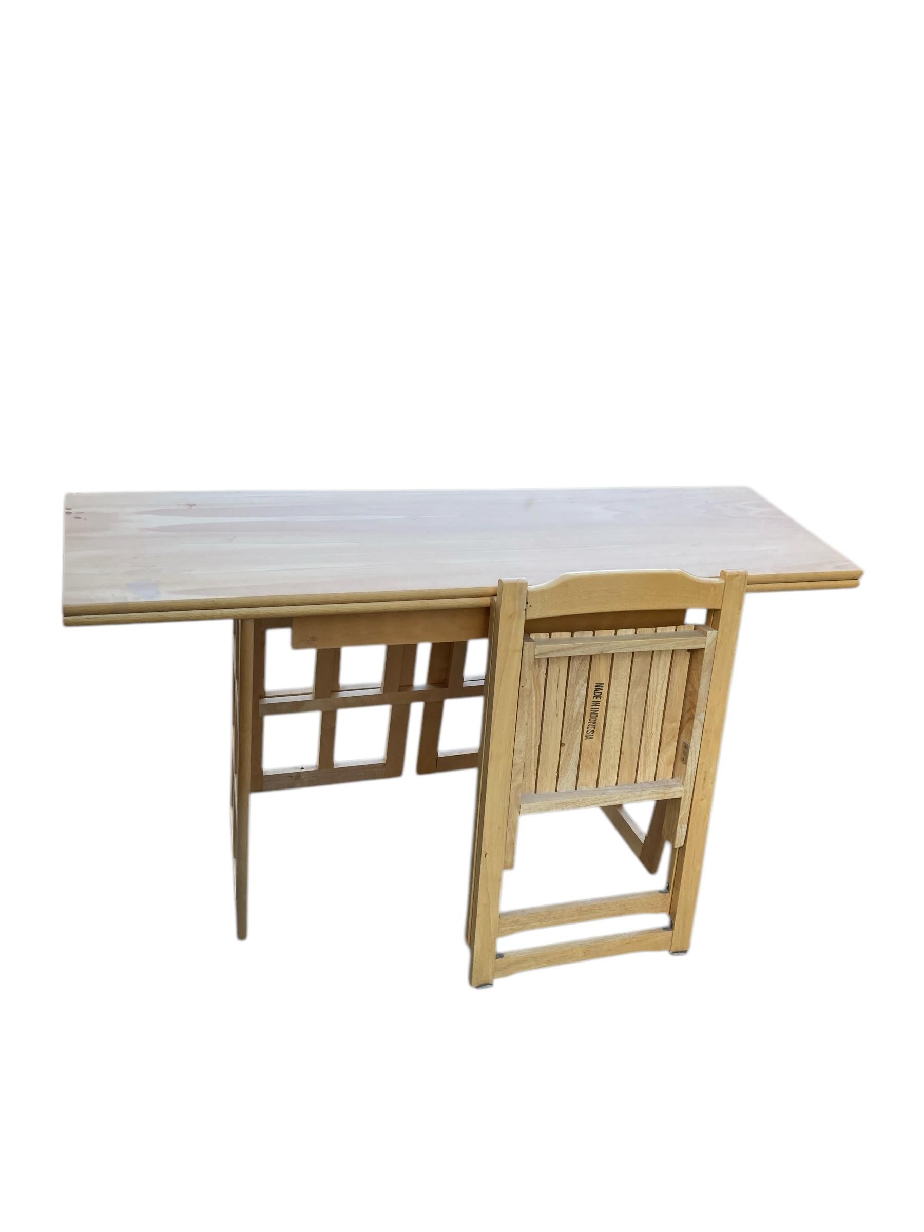 A Contemporary Folding Beechwood Desk with Two Drawers and two Folding Chairs In Good Condition For Sale In Bishop's Stortford, GB