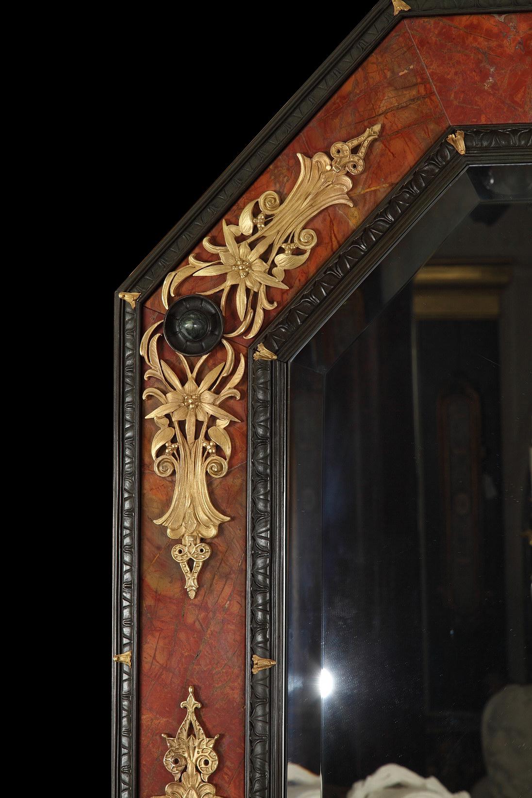 Zeitgenössischer beleuchteter „Byzance“-Spiegel, Frankreich, 20. Jahrhundert (Vergoldet) im Angebot