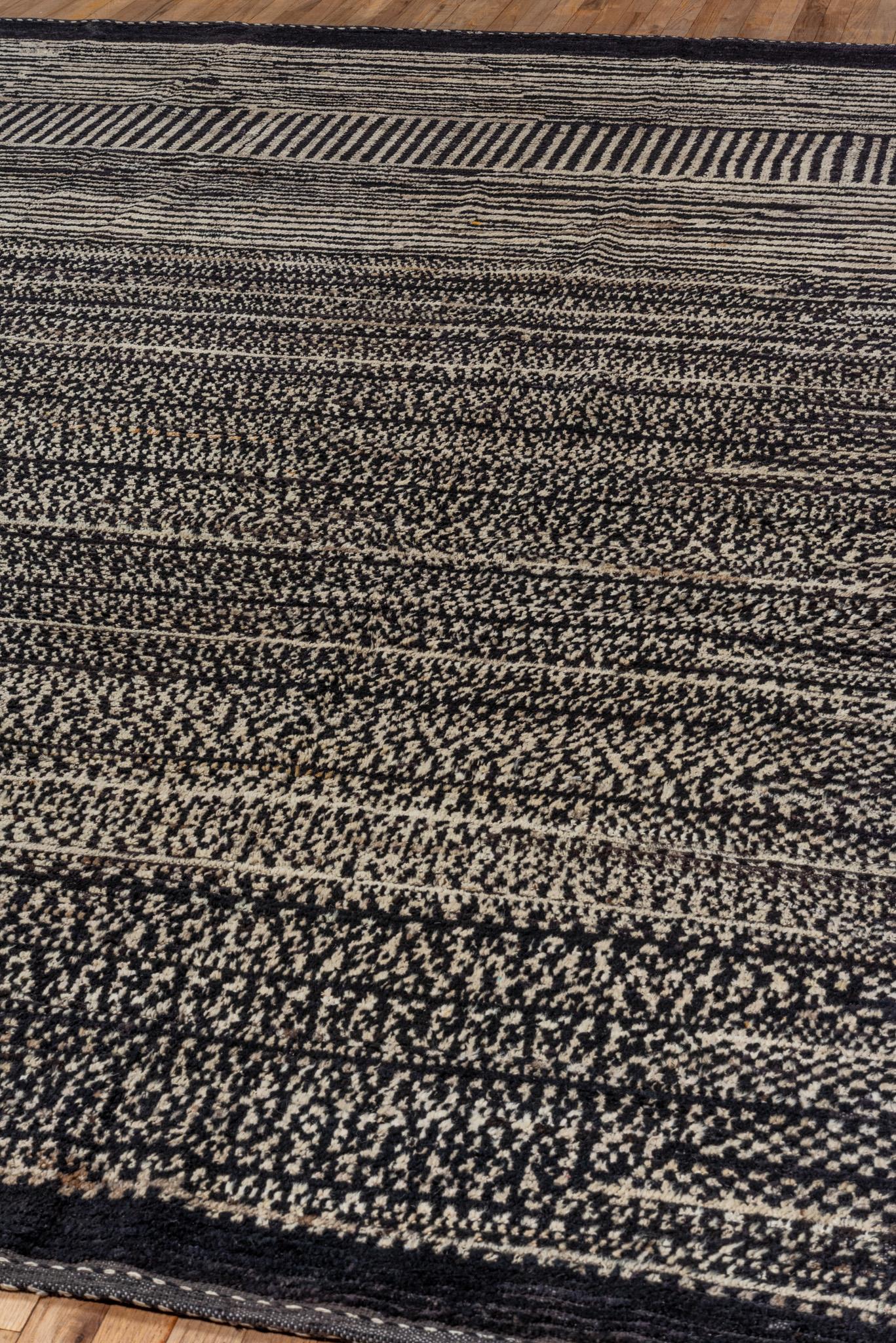 A Contemporary Tulu rug. 100% Wool yarn.
