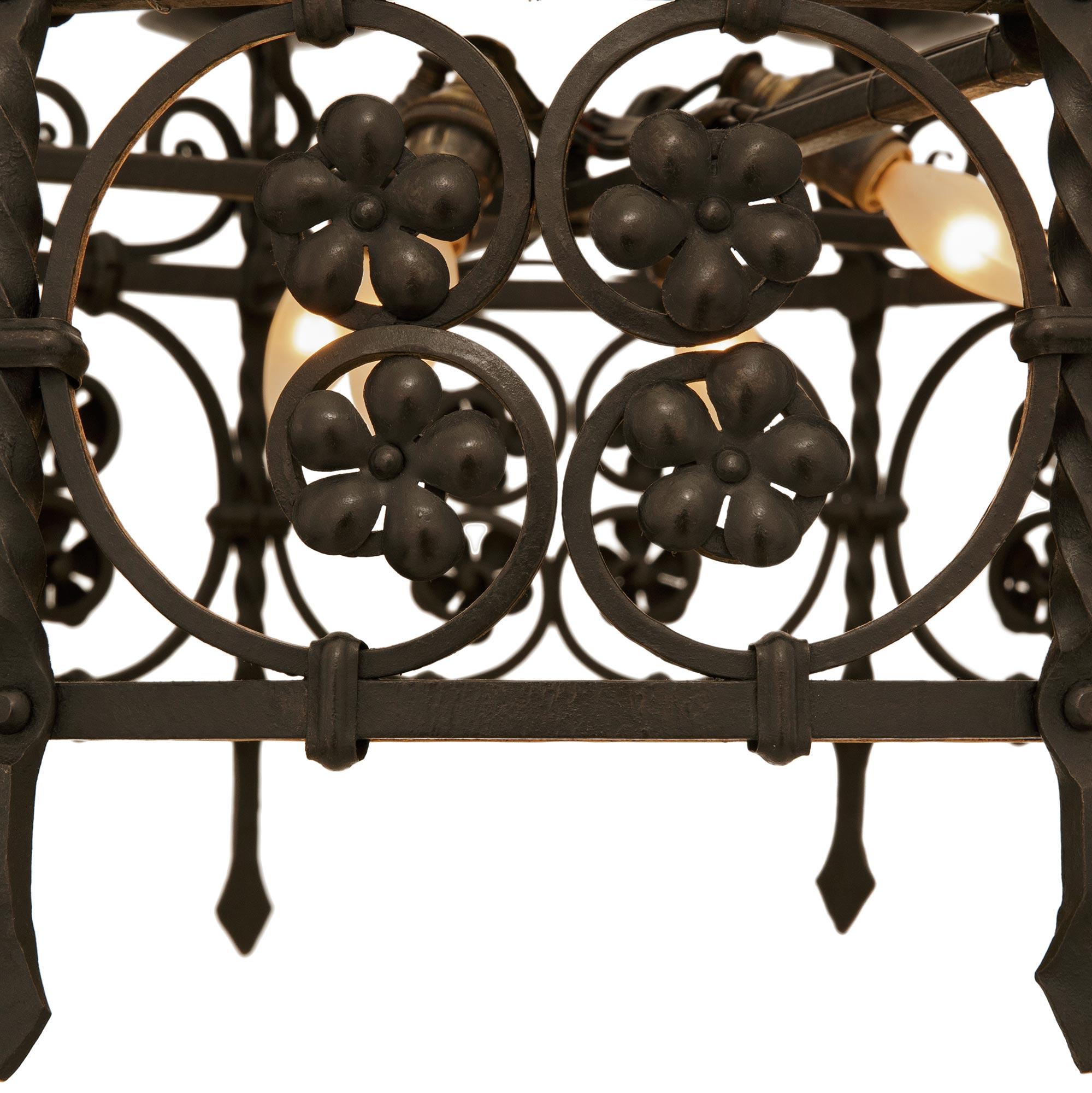 A Continental 19th century Renaissance st. Wrought Iron chandelier For Sale 1