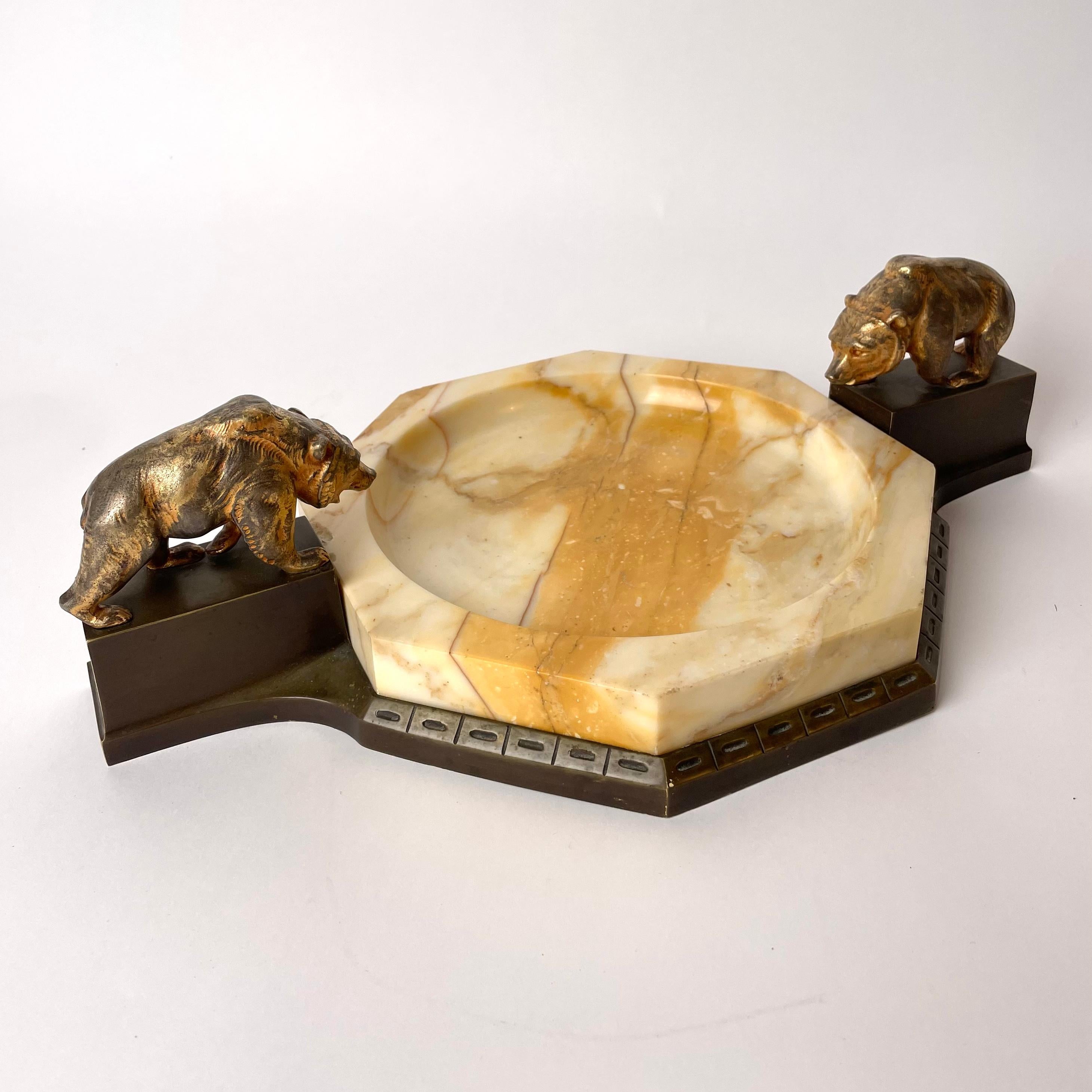 Eine kühle Schale aus Marmor und Bronze. Art Deco, 1920er Jahre im Angebot 2