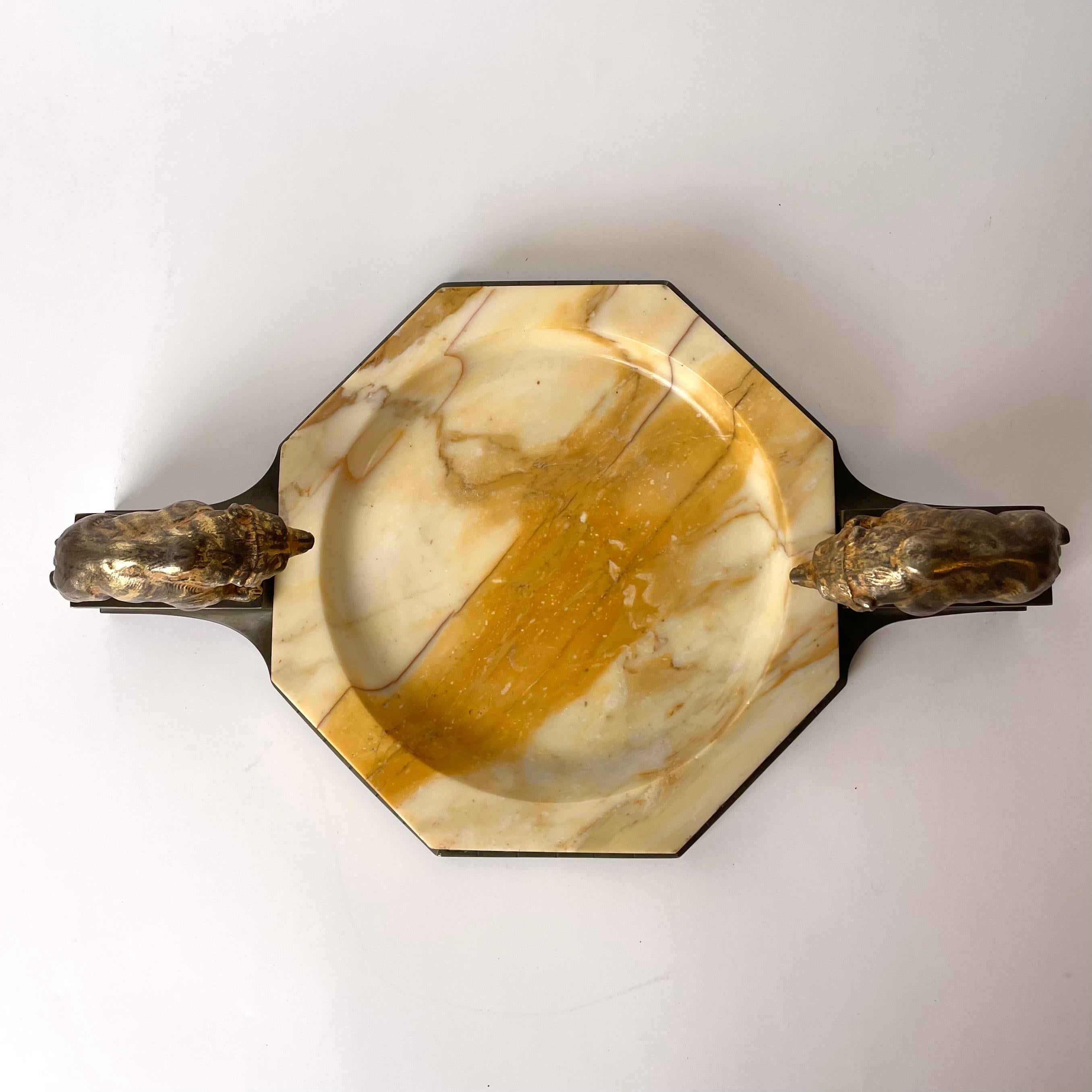 Cool Dish in Marble and Bronze, Art Deco, 1920s For Sale 4