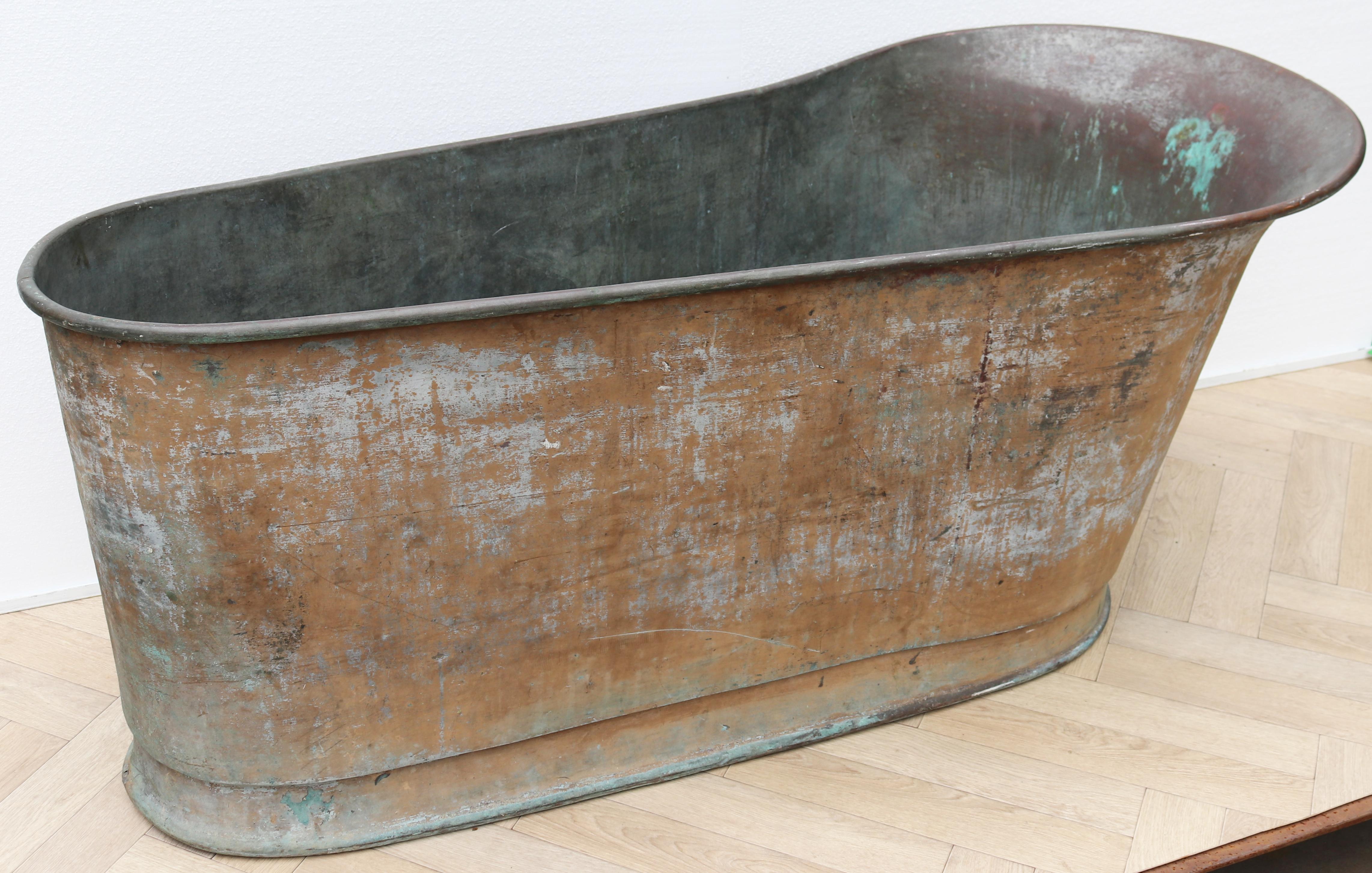 19th Century Copper Reclaimed Bateau Bath