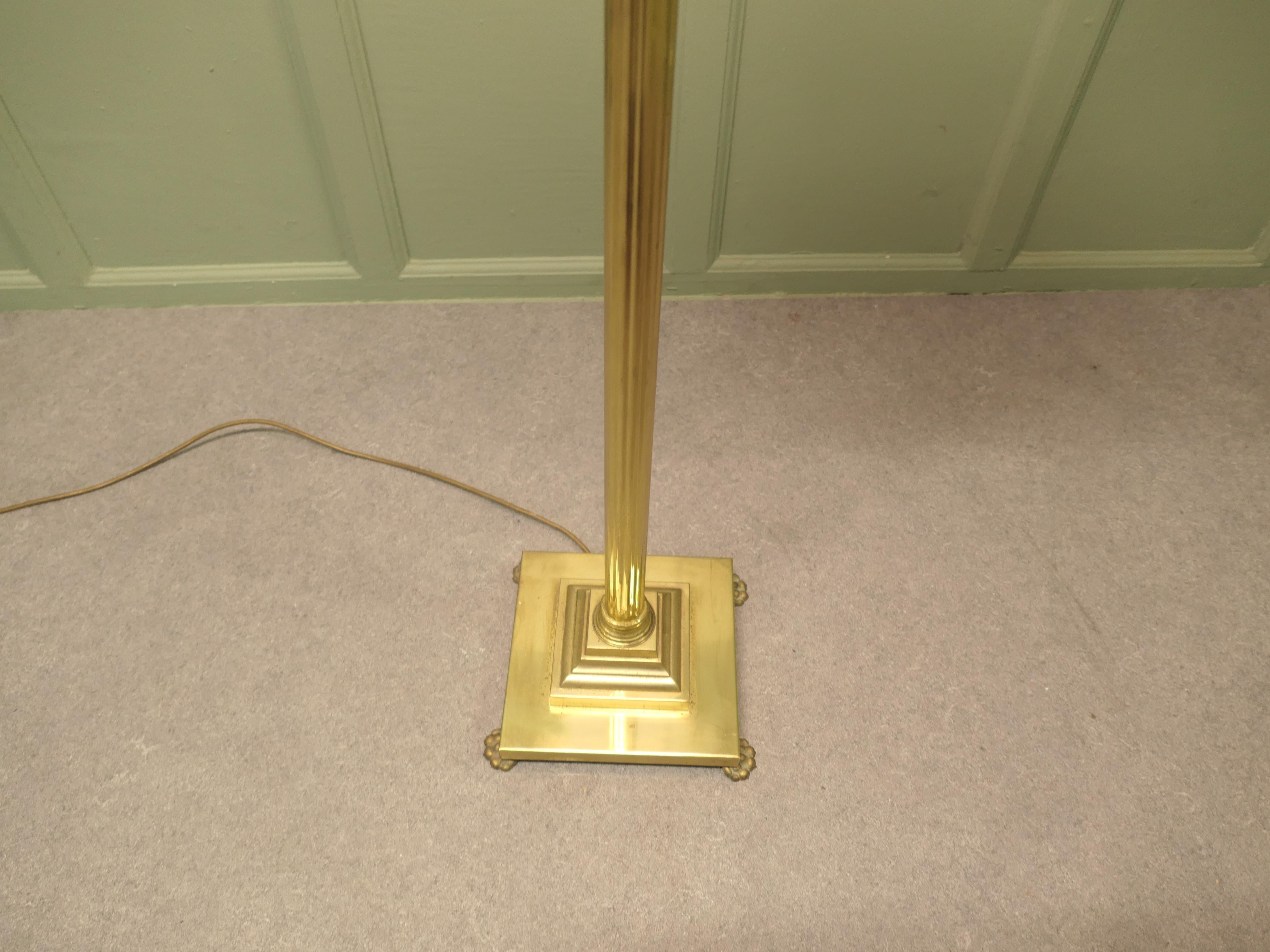 A Corinthian Column Brass Floor Lamp A lovely design 1