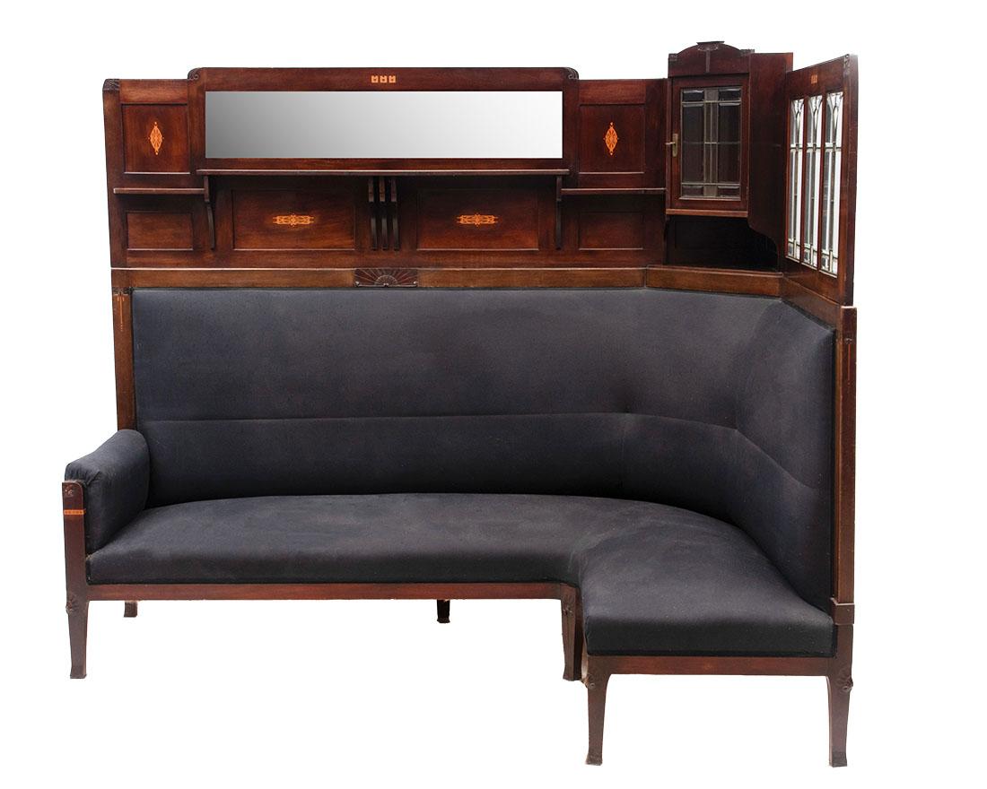 A corner sofa by J.M. Middelraad for H. Pander & Zn, circa 1900, The Netherlands In Good Condition For Sale In Delft, NL