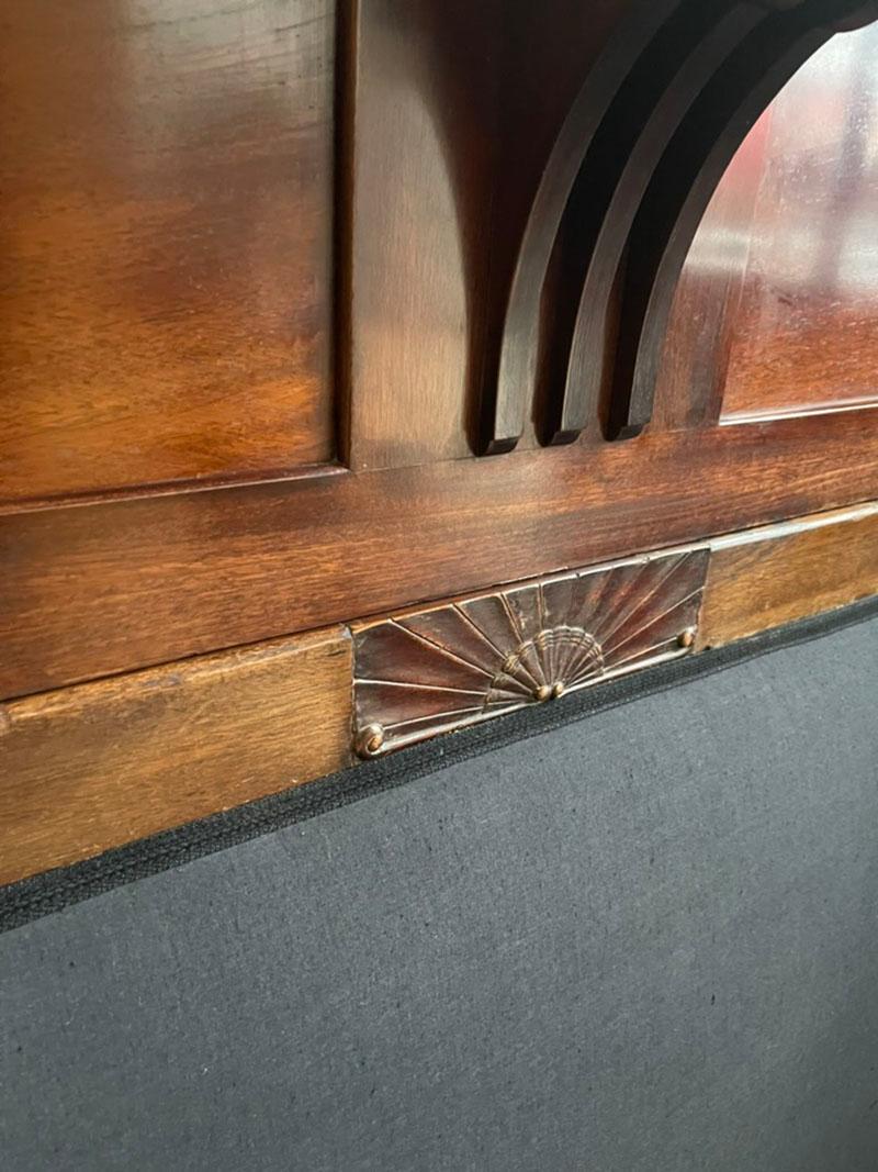 A corner sofa by J.M. Middelraad for H. Pander & Zn, circa 1900, The Netherlands For Sale 3