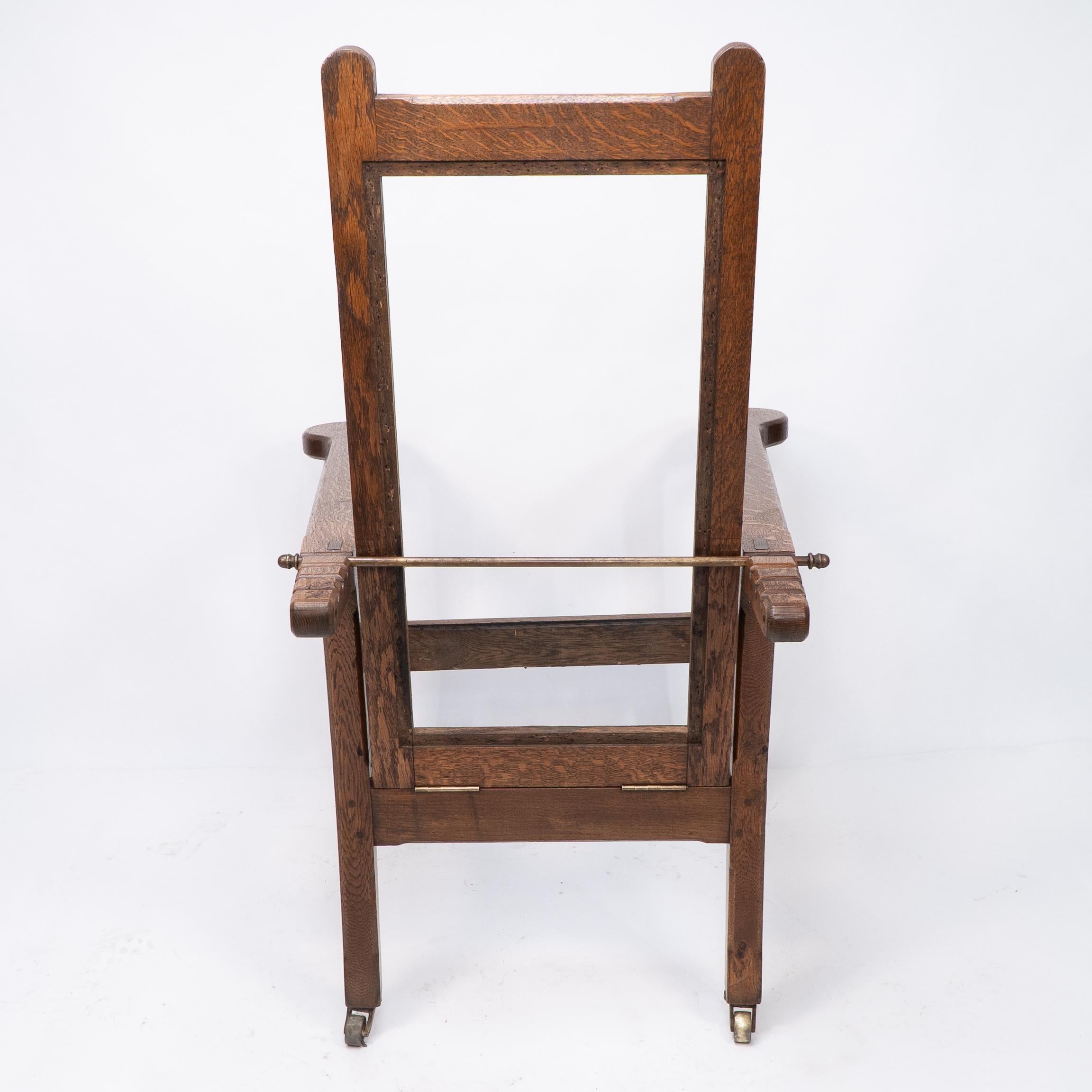 A Cotswold School Arts and Crafts reclining oak armchair of superior quality For Sale 12