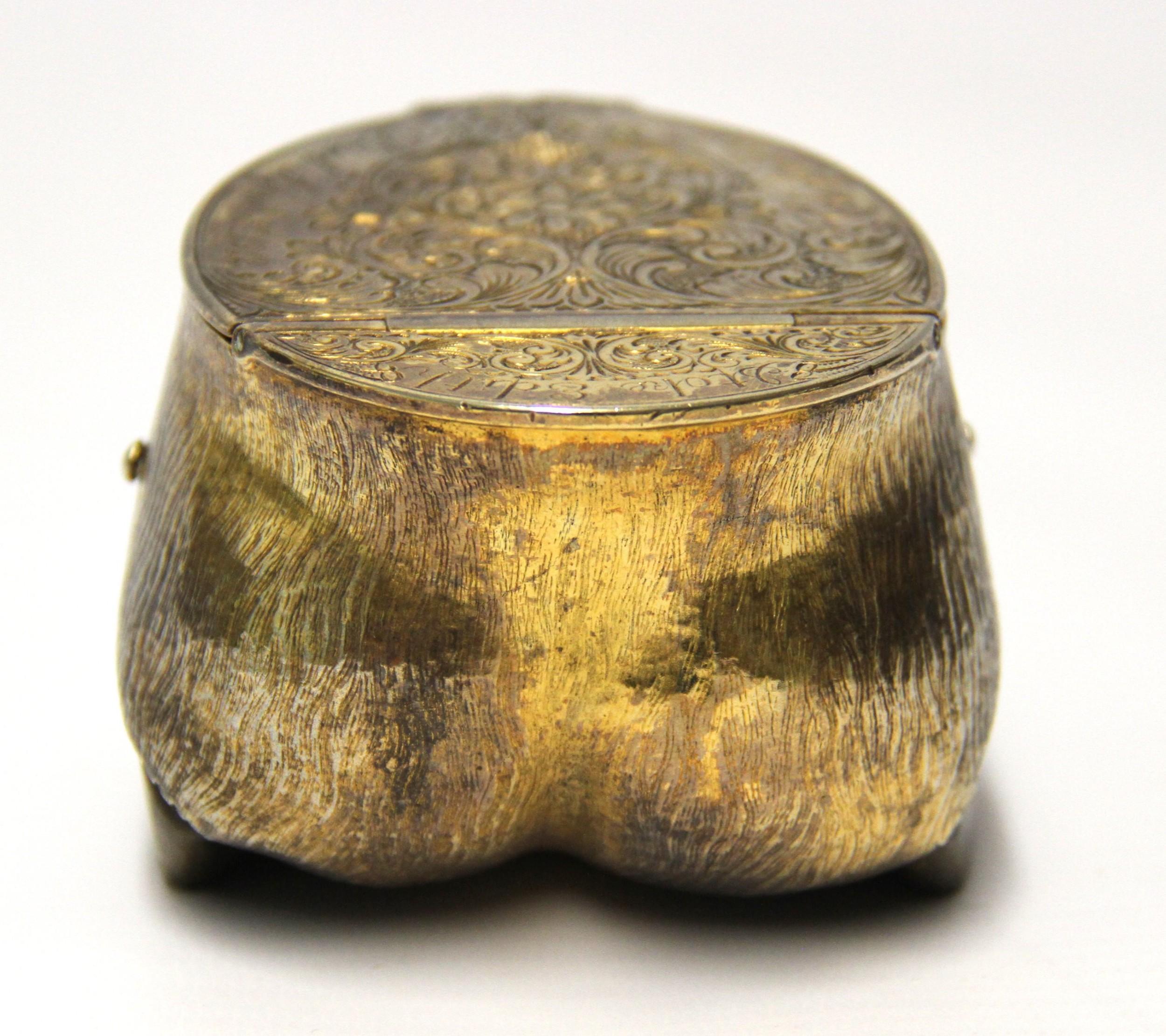 English Country House Inkwell from Herefordshire of Stoke Edith, circa 1900 For Sale
