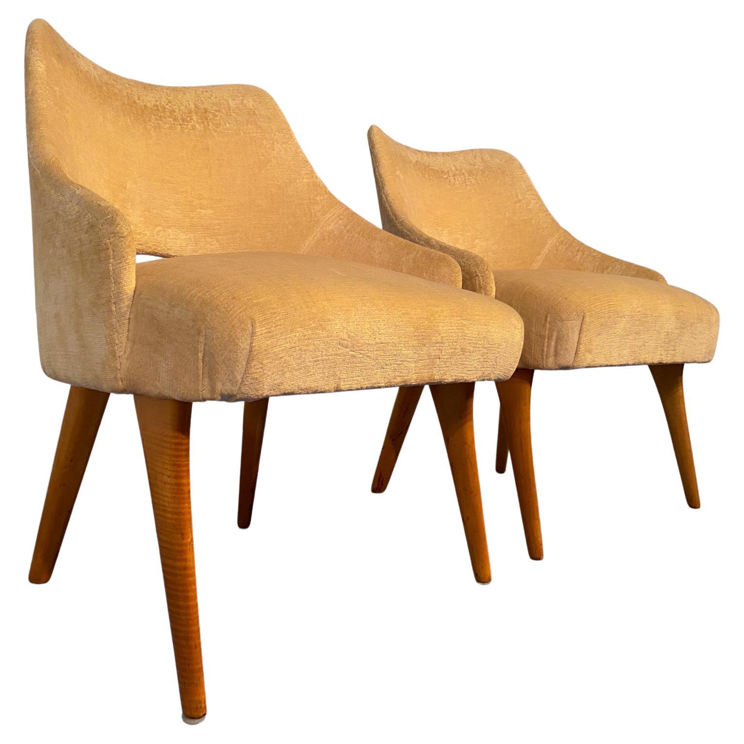 Couple of Italian Mid-Century Armchairs in Yellow Velvet by Vittorio Dassi For Sale