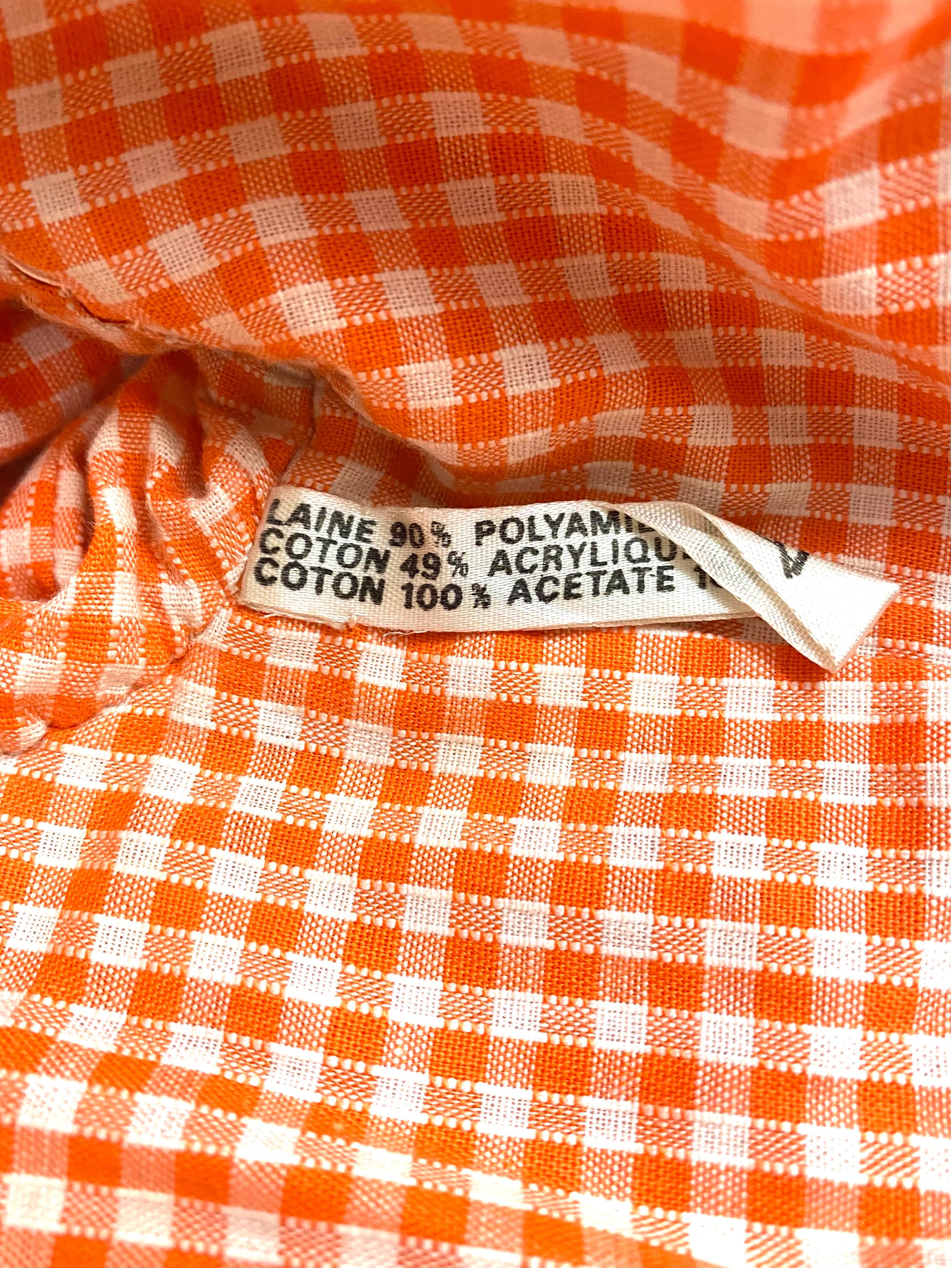 A. Costume pantalon Hyperbole en laine orange de Courréges de 1970 en vente 5