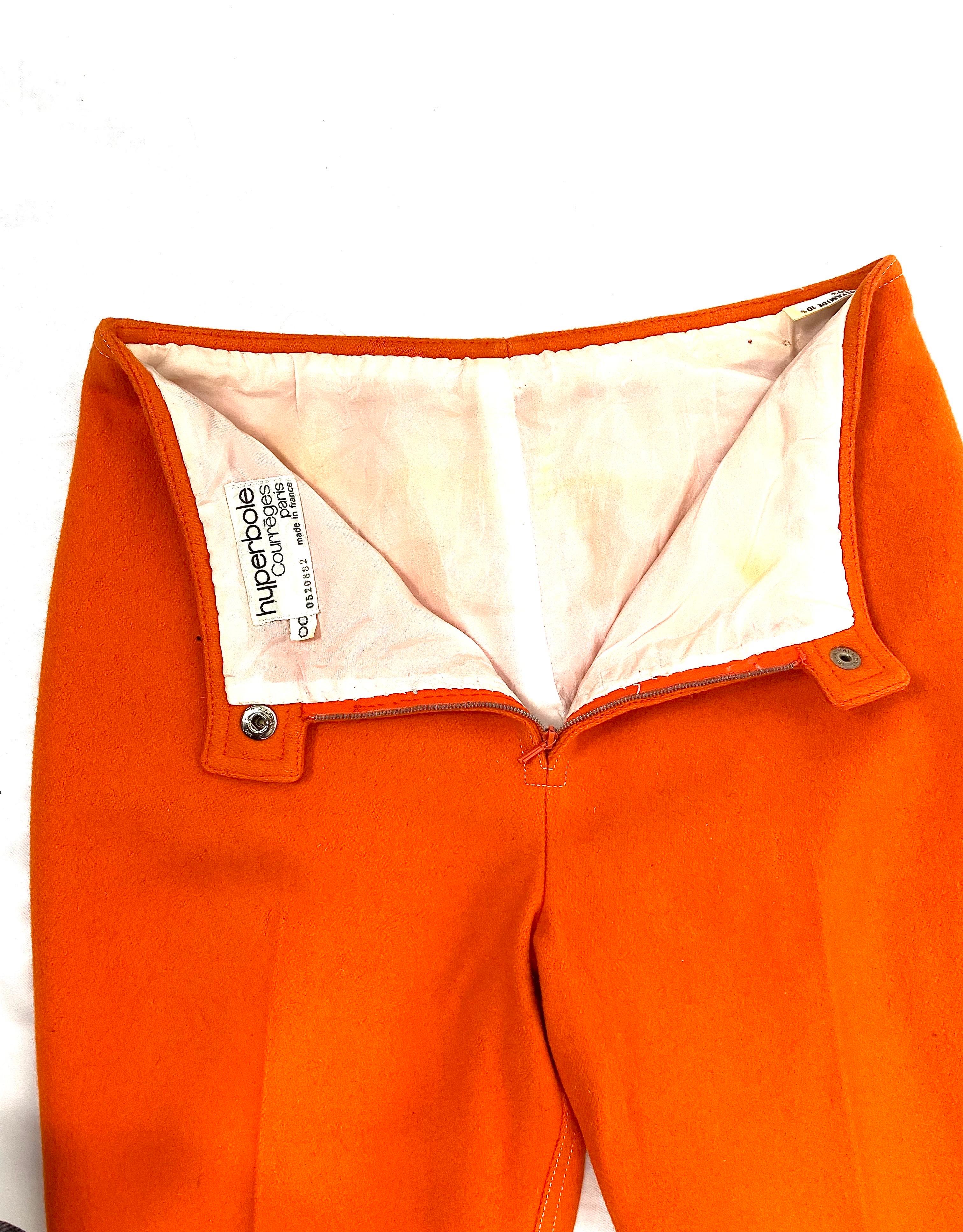 A. Courréges Hyperbole orangefarbener Hosenanzug aus Wolle von 1970 im Angebot 7