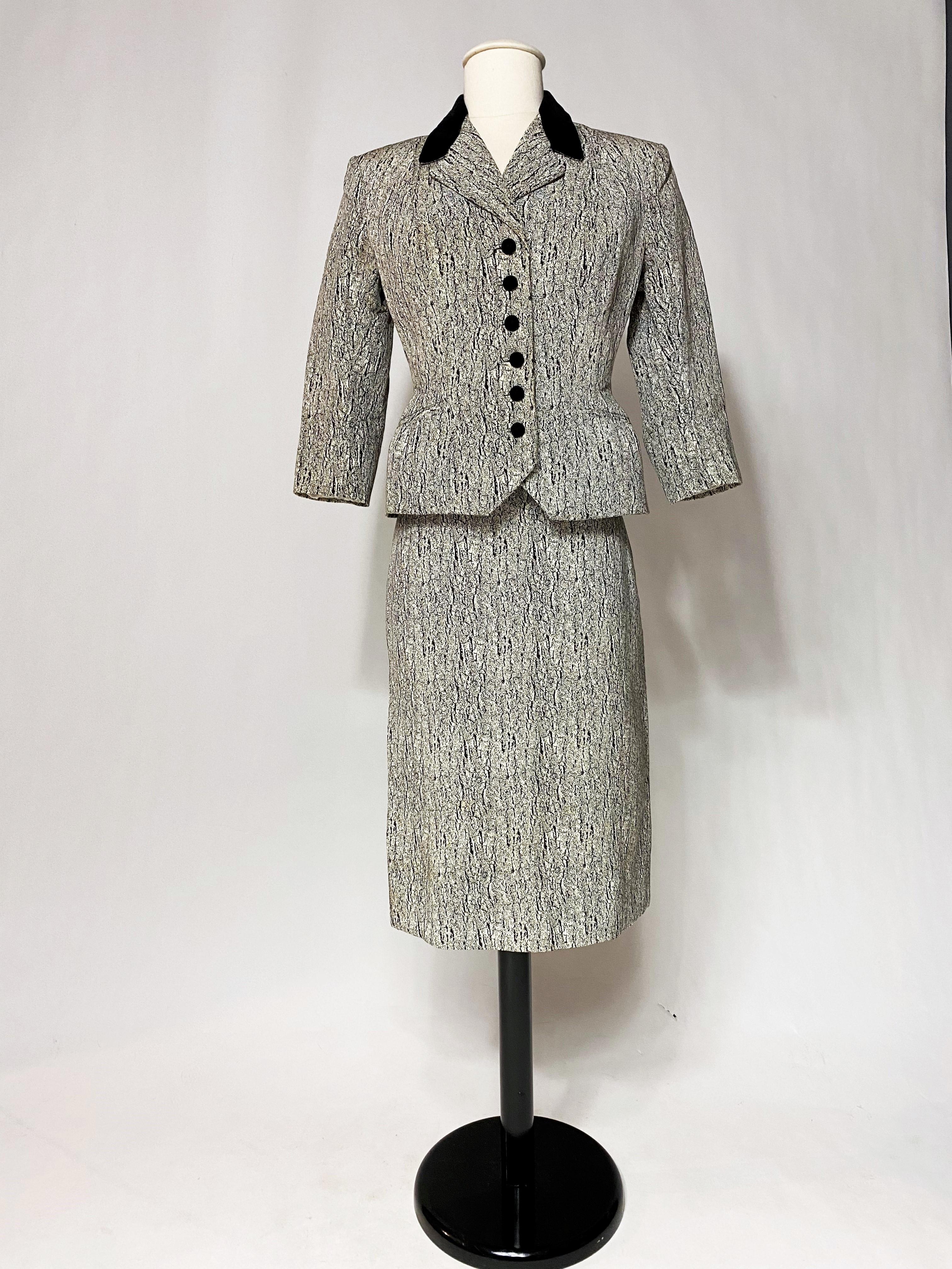 Tailleur jupe de bar haute couture en faille de soie imprimée marbrée, France, circa 1947-1950 en vente 5