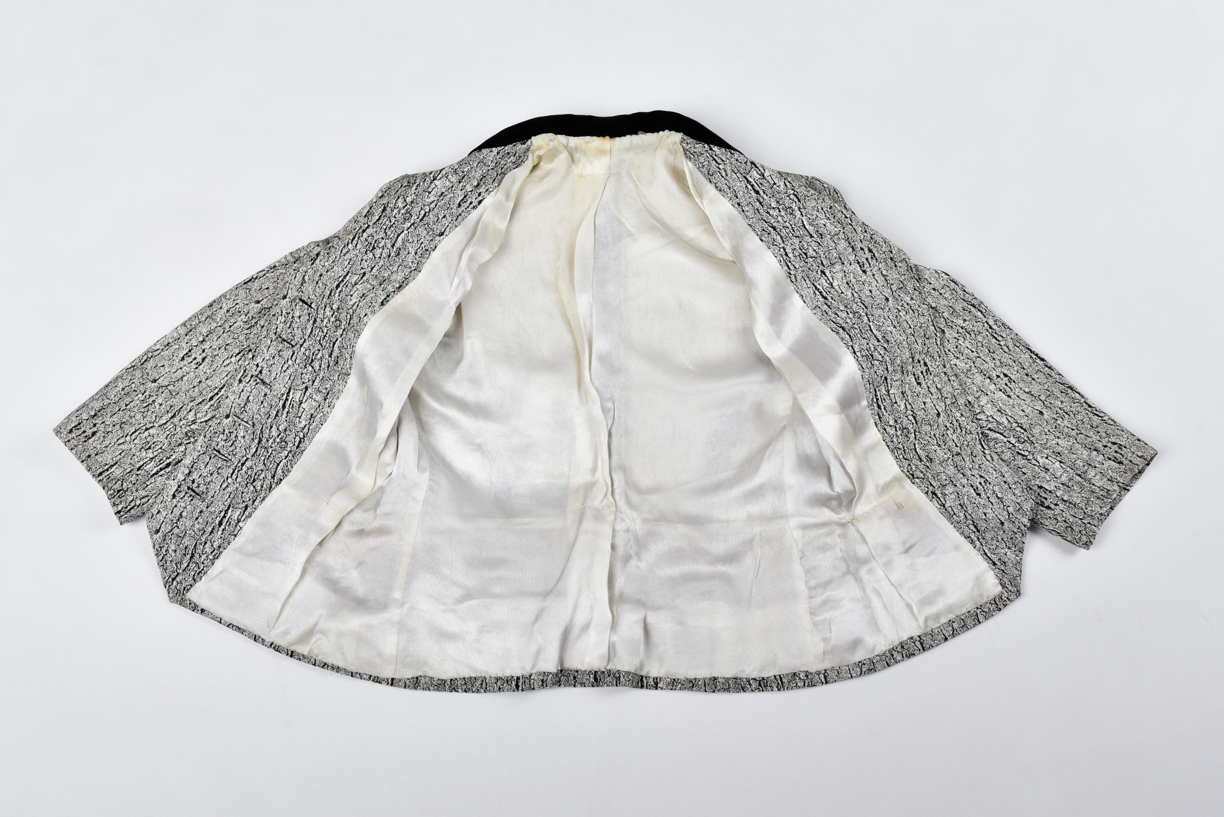 Tailleur jupe de bar haute couture en faille de soie imprimée marbrée, France, circa 1947-1950 en vente 6