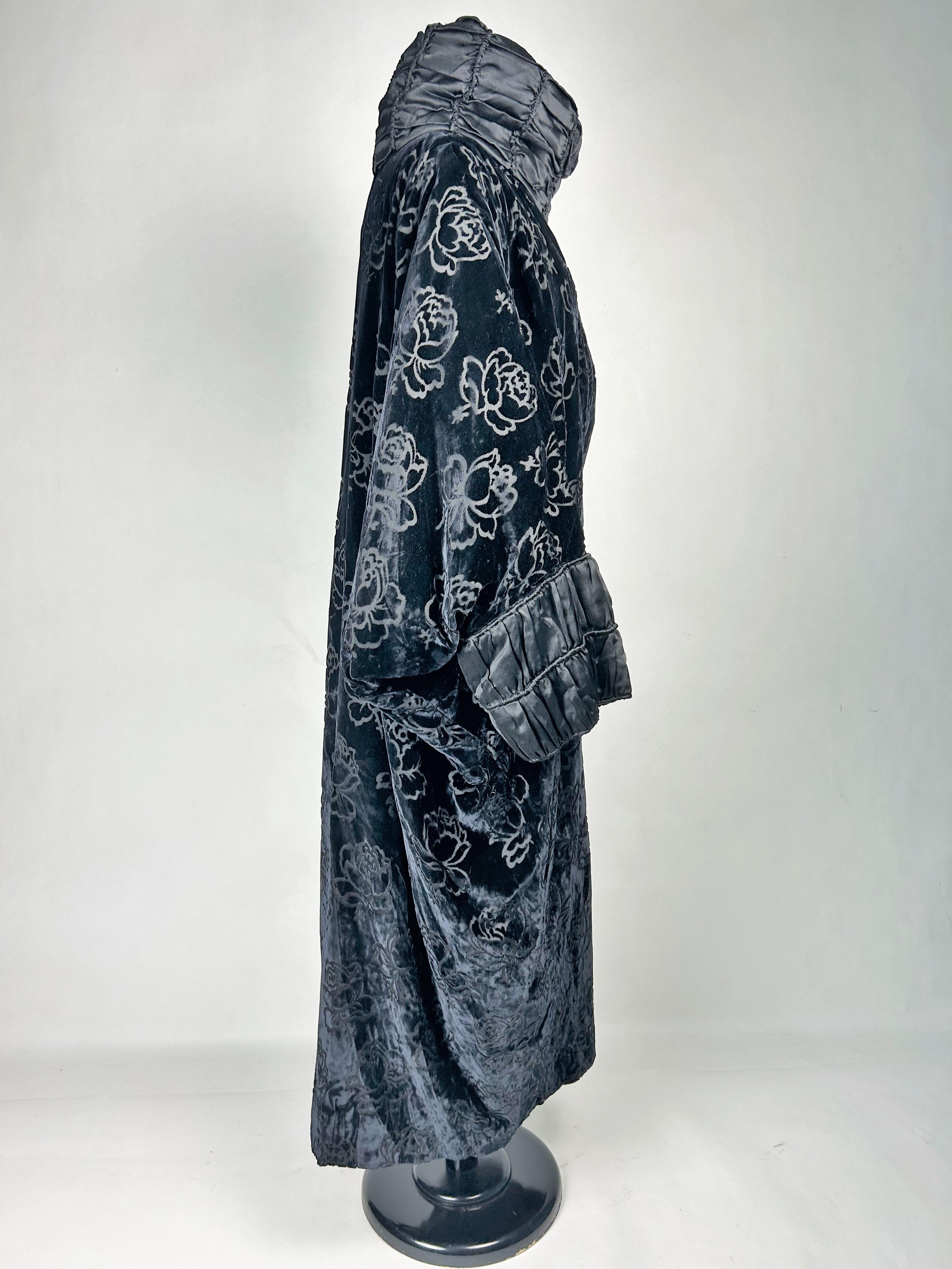 Cappotto da opera in velluto nero Couture di Worth in velluto - Parigi C.1930-1935 in vendita 2