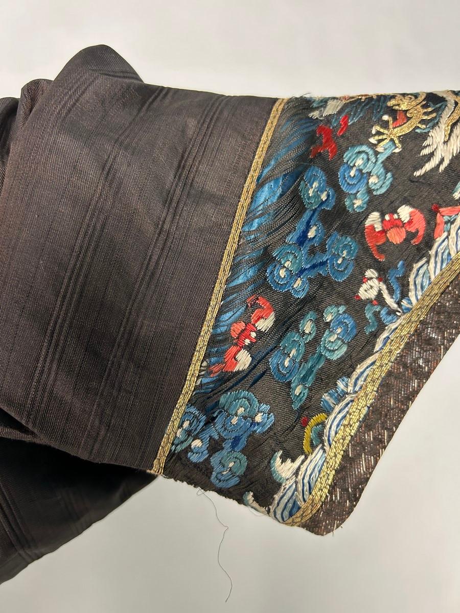Un abrigo de noche de alta costura sobre un vestido Dragón Qing - China para Europa Circa 1920 en venta 9