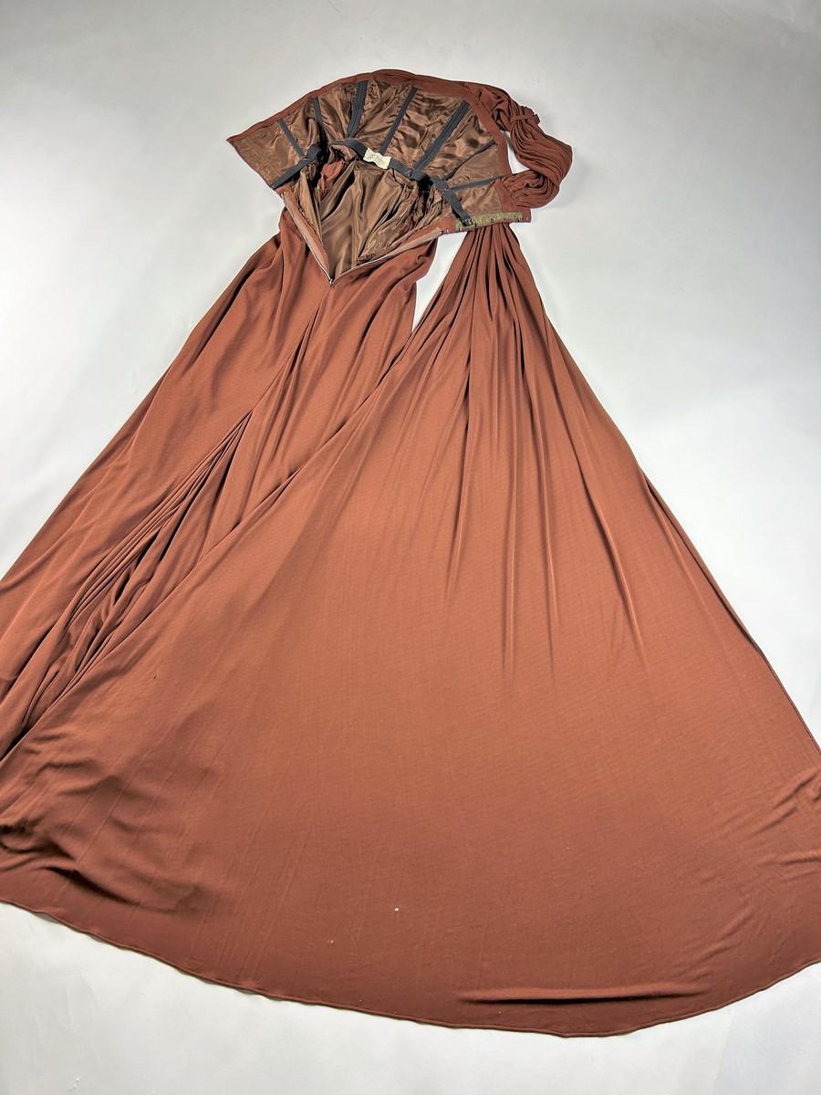 A Couture Evening dress by Maison Paquin/Antonio Del Castillo - France C. 1949 For Sale 9