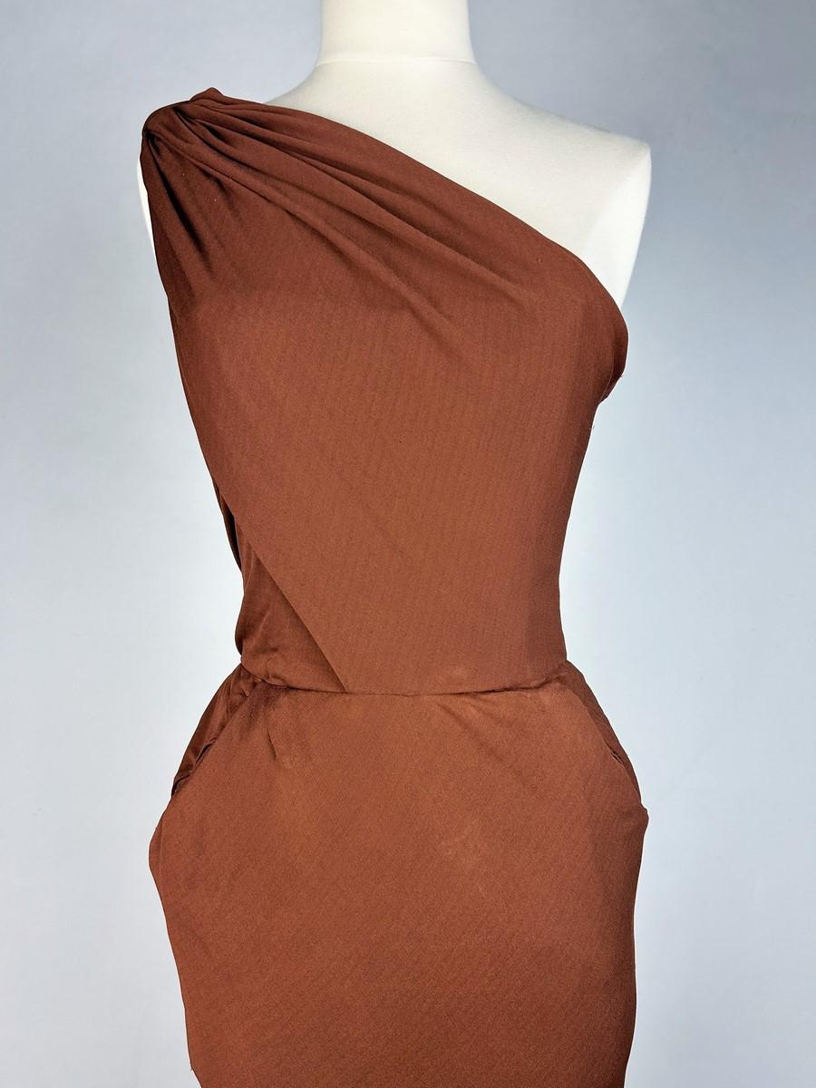 A Couture Evening dress by Maison Paquin/Antonio Del Castillo - France C. 1949 In Good Condition For Sale In Toulon, FR