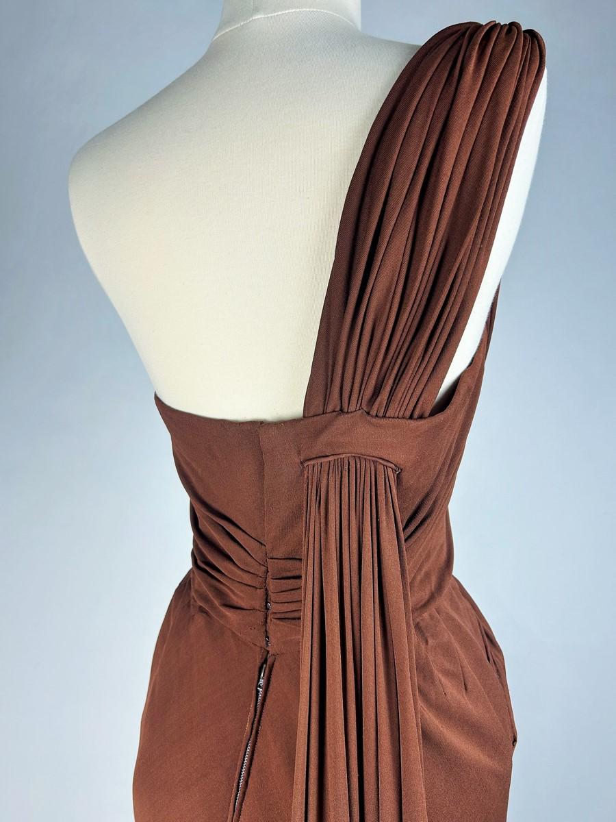 A Couture Evening dress by Maison Paquin/Antonio Del Castillo - France C. 1949 For Sale 4
