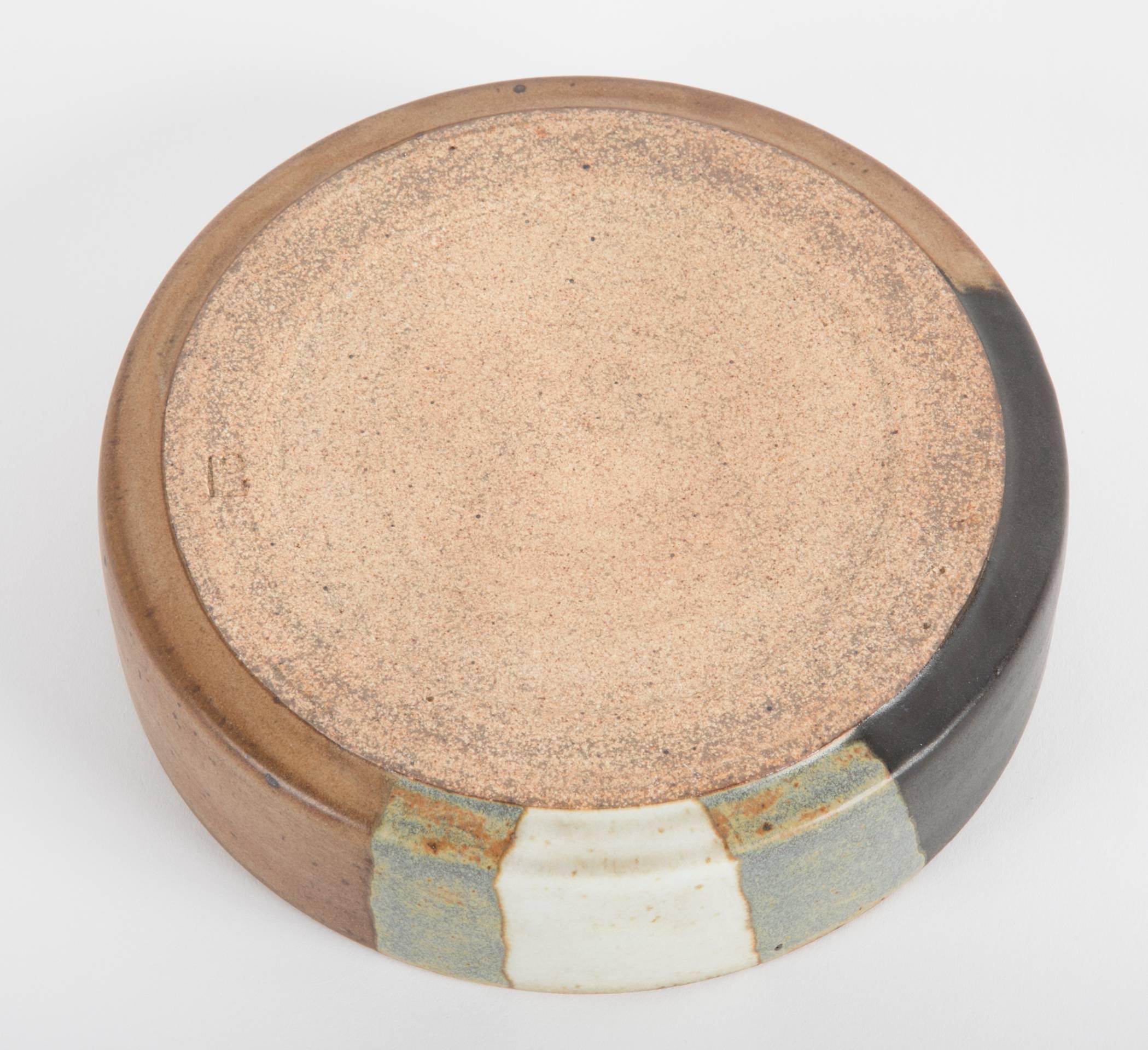 Bedeckte Steingutdose von Charles Rothschild für Barlow Pottery 3