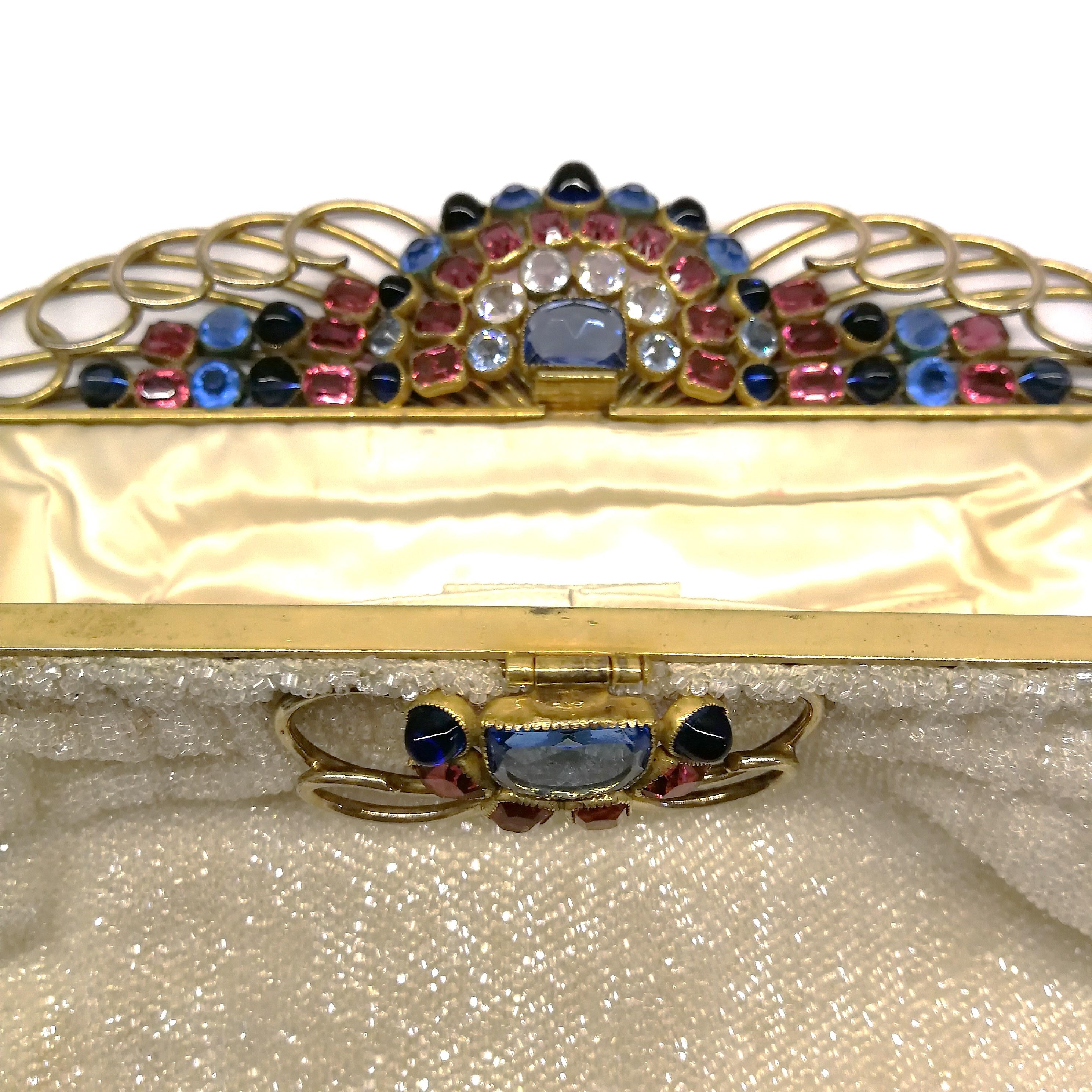 A cream beaded evening bag, with a fabulous jewelled frame, Josef, USA, 1940s. For Sale 4