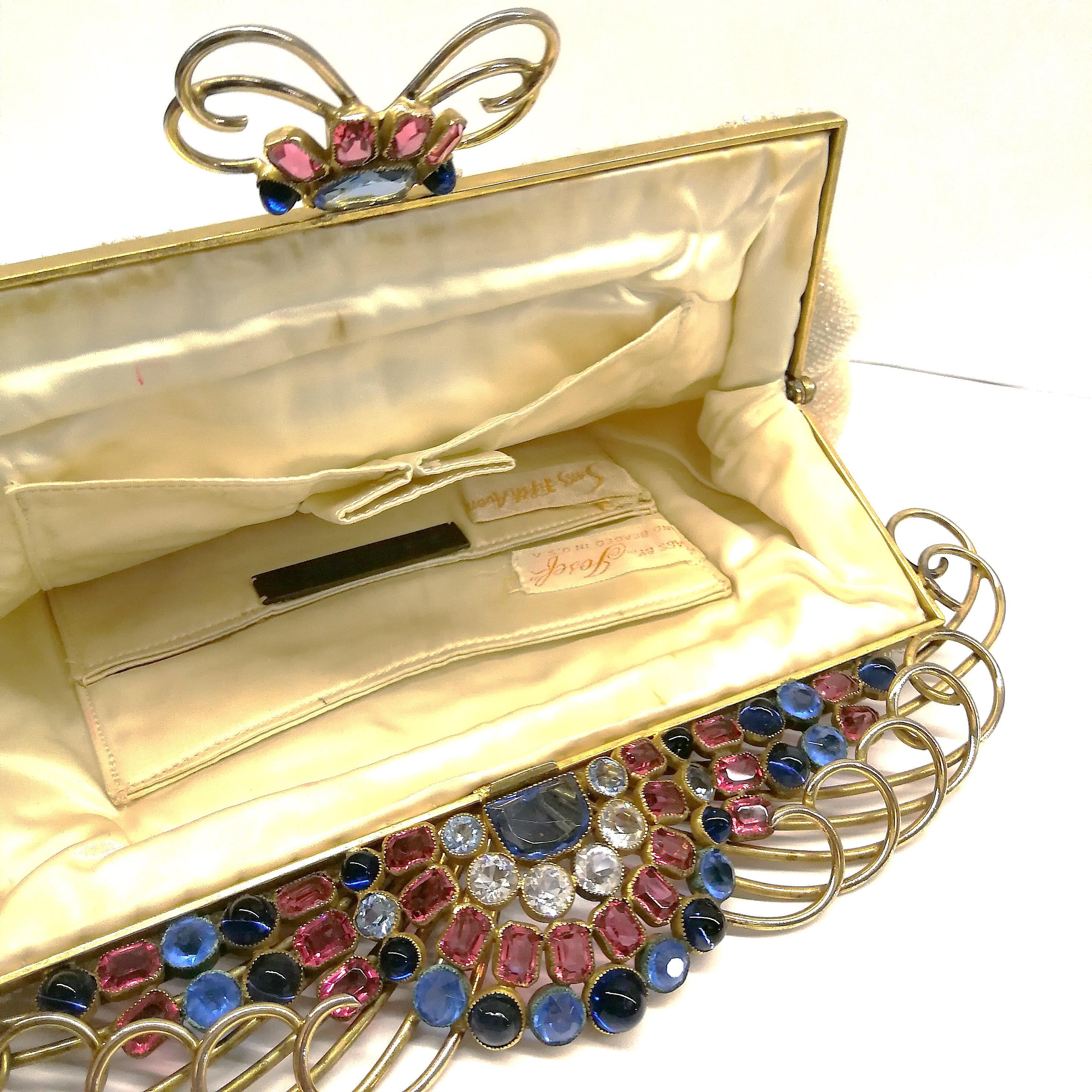 A cream beaded evening bag, with a fabulous jewelled frame, Josef, USA, 1940s. For Sale 1
