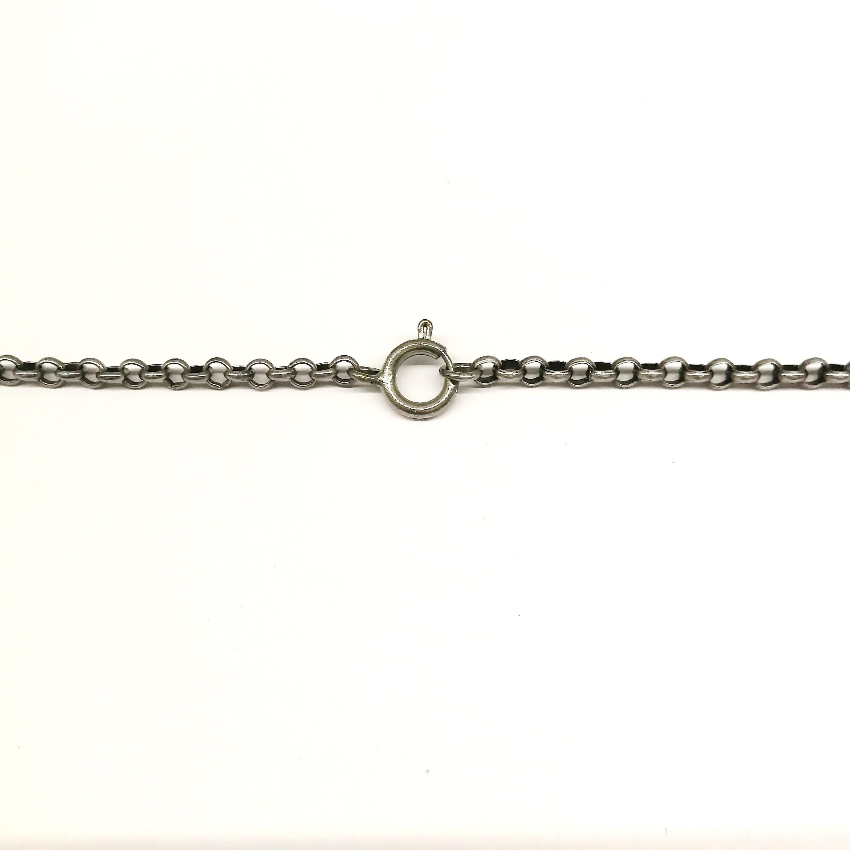  A cream, grey faux pearl and chain 'tassel' sautoir, att. Rousselet, c1950s For Sale 3
