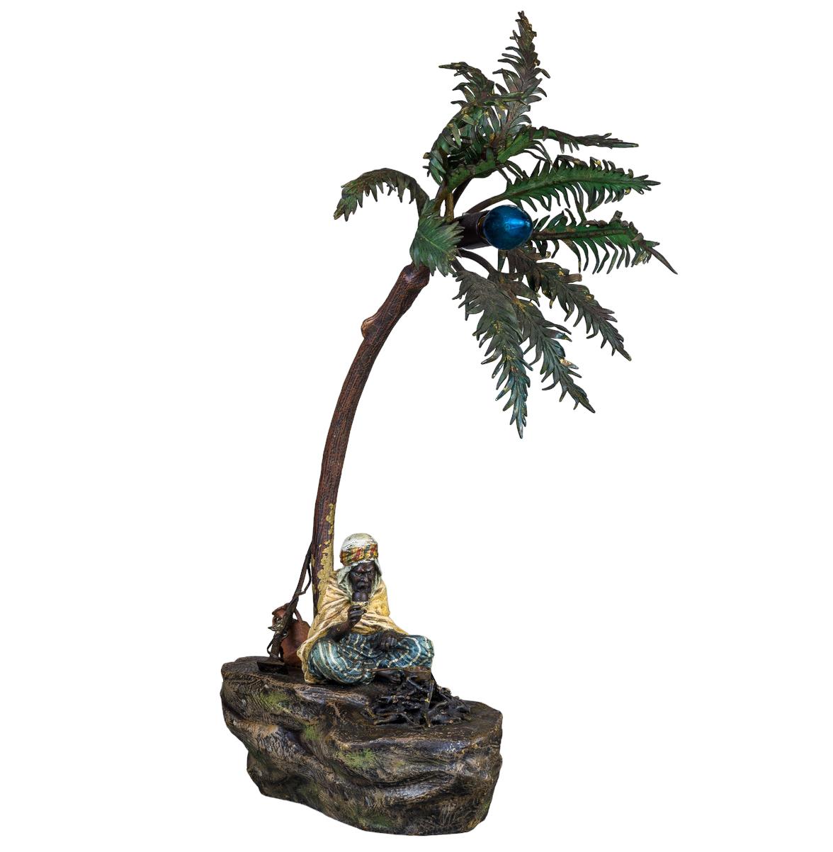 Sculpture de lampe figurative autrichienne en bronze peinte à froid par Franz Bergmann en vente 1