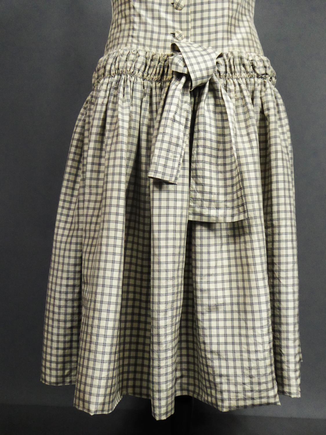 A Cristobal Balenciaga Couture Sac Dress in Plaid Taffeta n°55418 Circa 1958 7