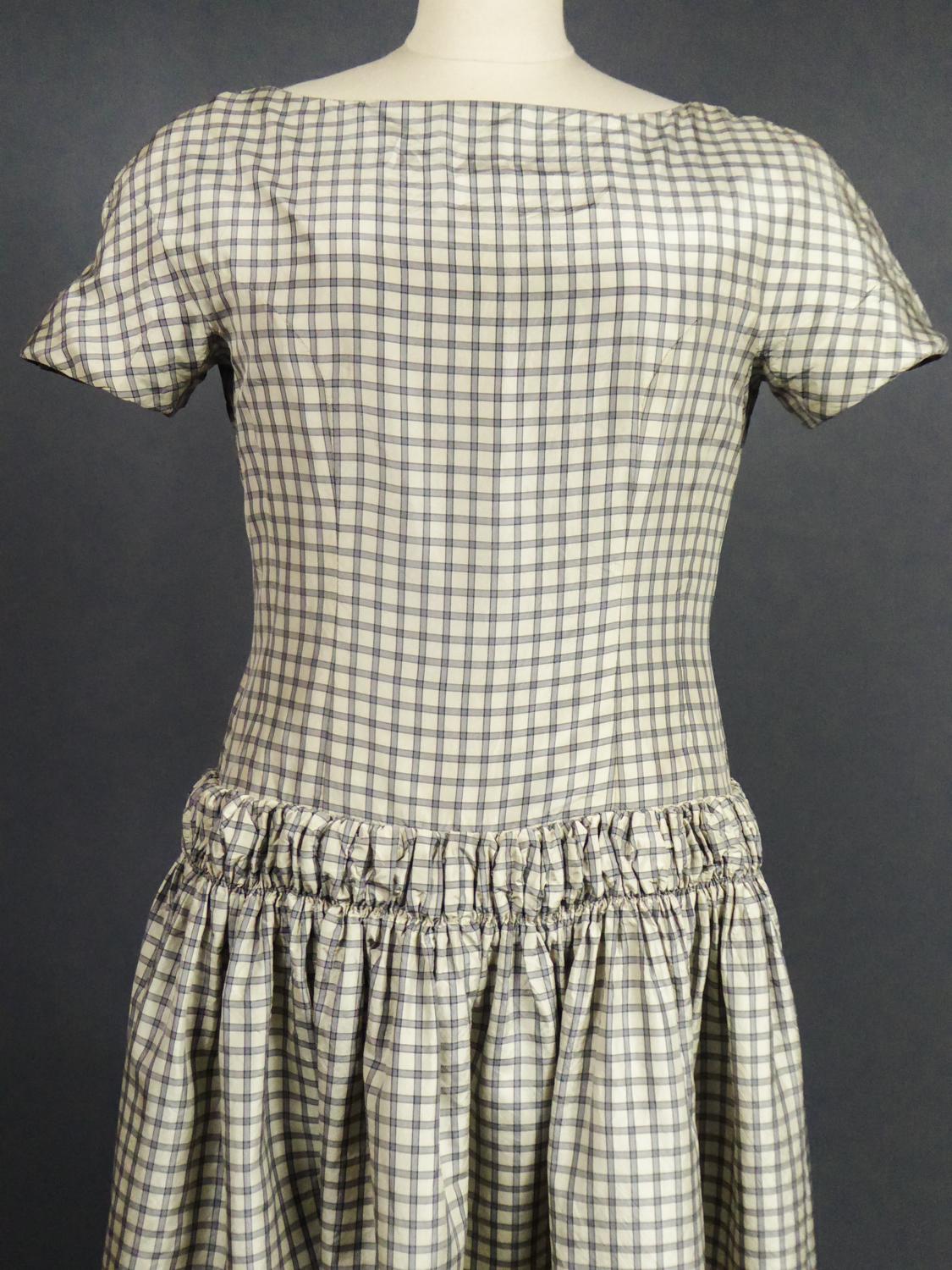 Gray A Cristobal Balenciaga Couture Sac Dress in Plaid Taffeta n°55418 Circa 1958