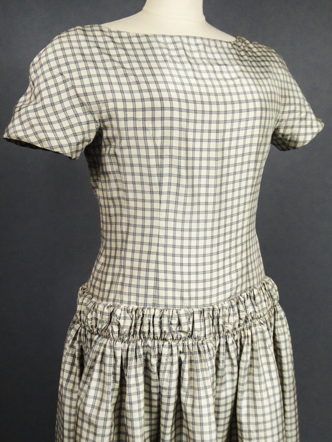 A Cristobal Balenciaga Couture Sac Dress in Plaid Taffeta n°55418 Circa 1958 1