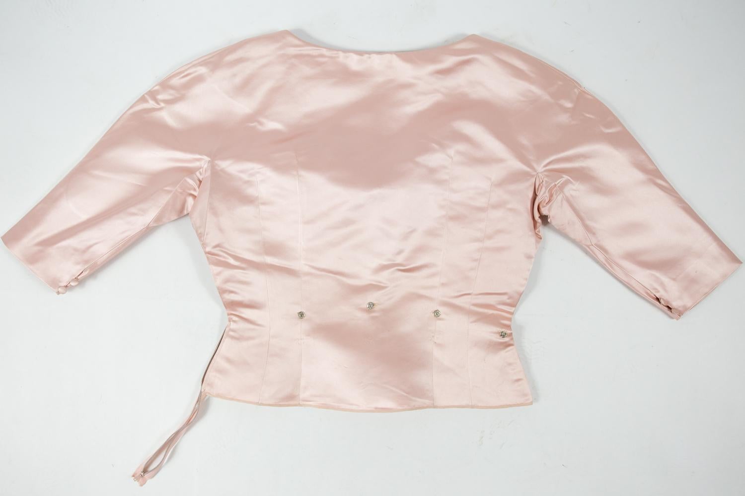Beige Robe de bal en satin Cristobal Balenciaga Couture numérotée 61819 - Circa 1960