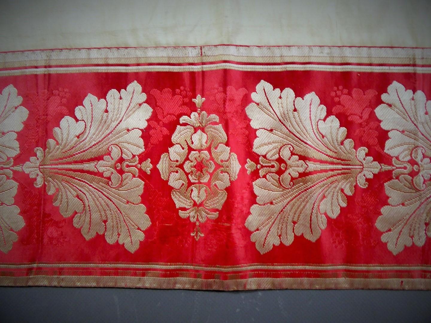 A Curtain in Cream Taffeta and Border in Red and Silver Lampas French Circa 1830 2