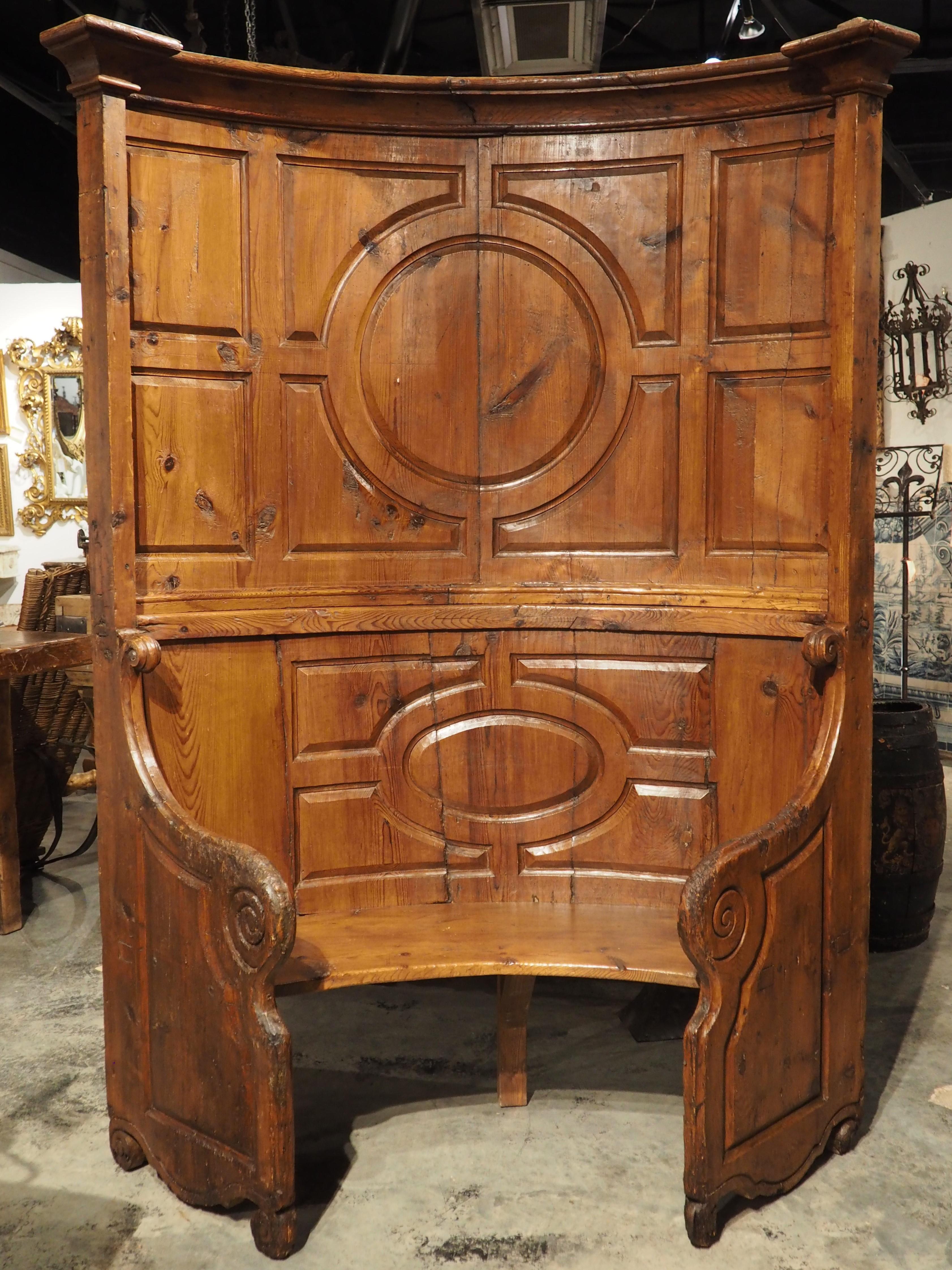 Curved circa 1700 North Italian Choir Chair in Carved Larch Wood For Sale 15