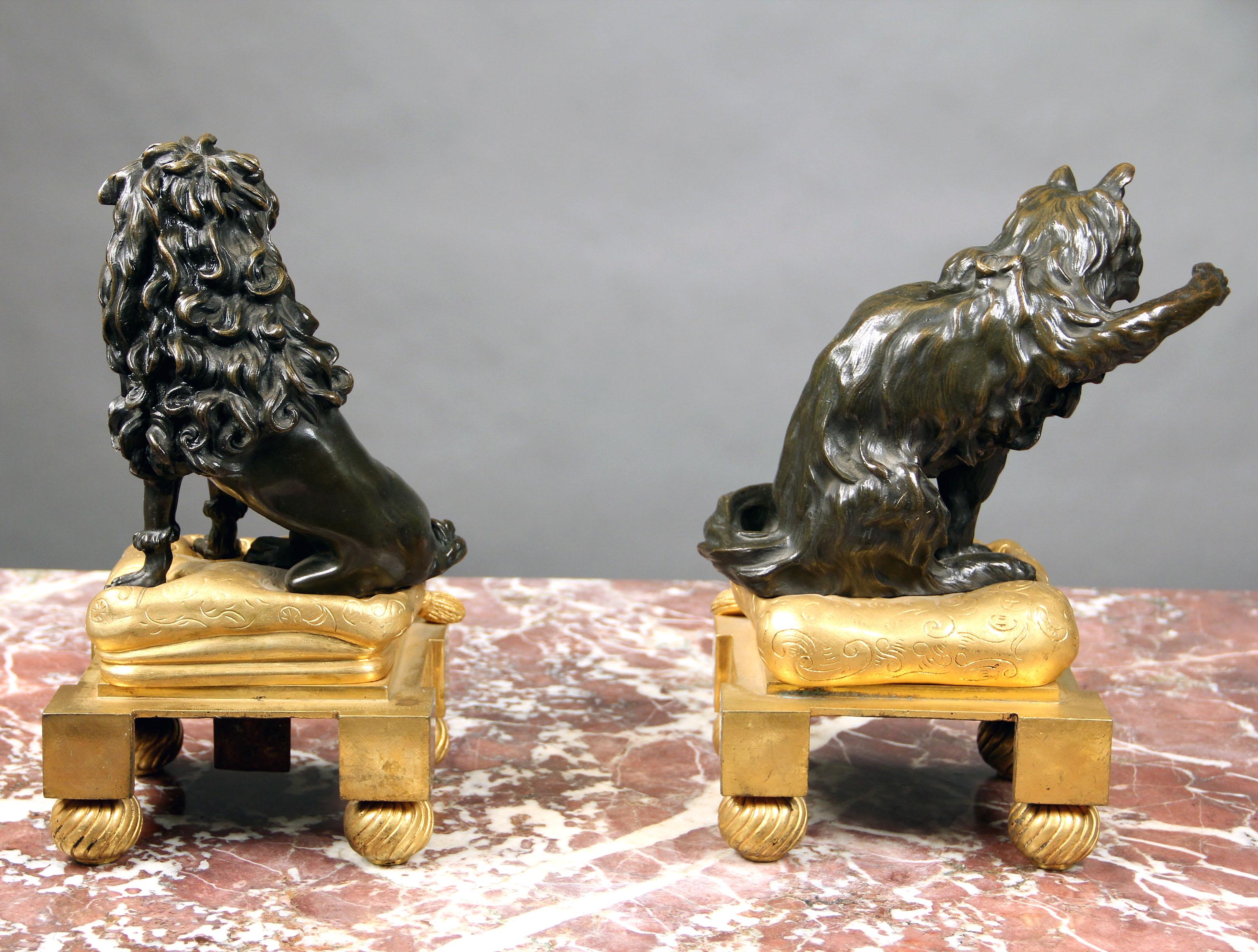 Belle Époque Cute Pair of Late 19th Century Gilt and Patina Bronze Chenets / Bookends For Sale