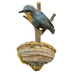 Niedlicher Vichtauer handgeschnitzter Holzvogel, Schwarzwälder Volkskunst, Österreich