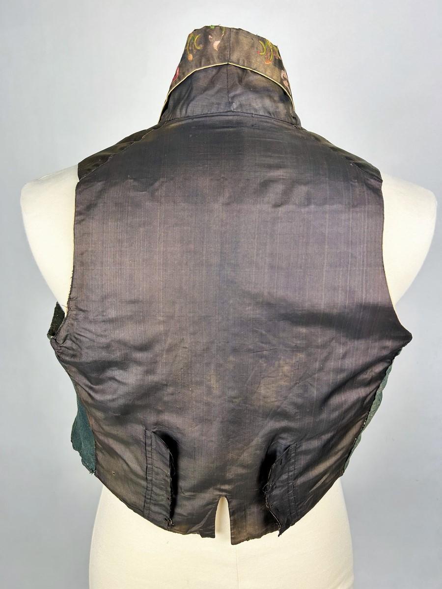 Eine Dandy-Weste aus besticktem braunem Satin - Frankreich CIRCA 1815-1825 im Angebot 2