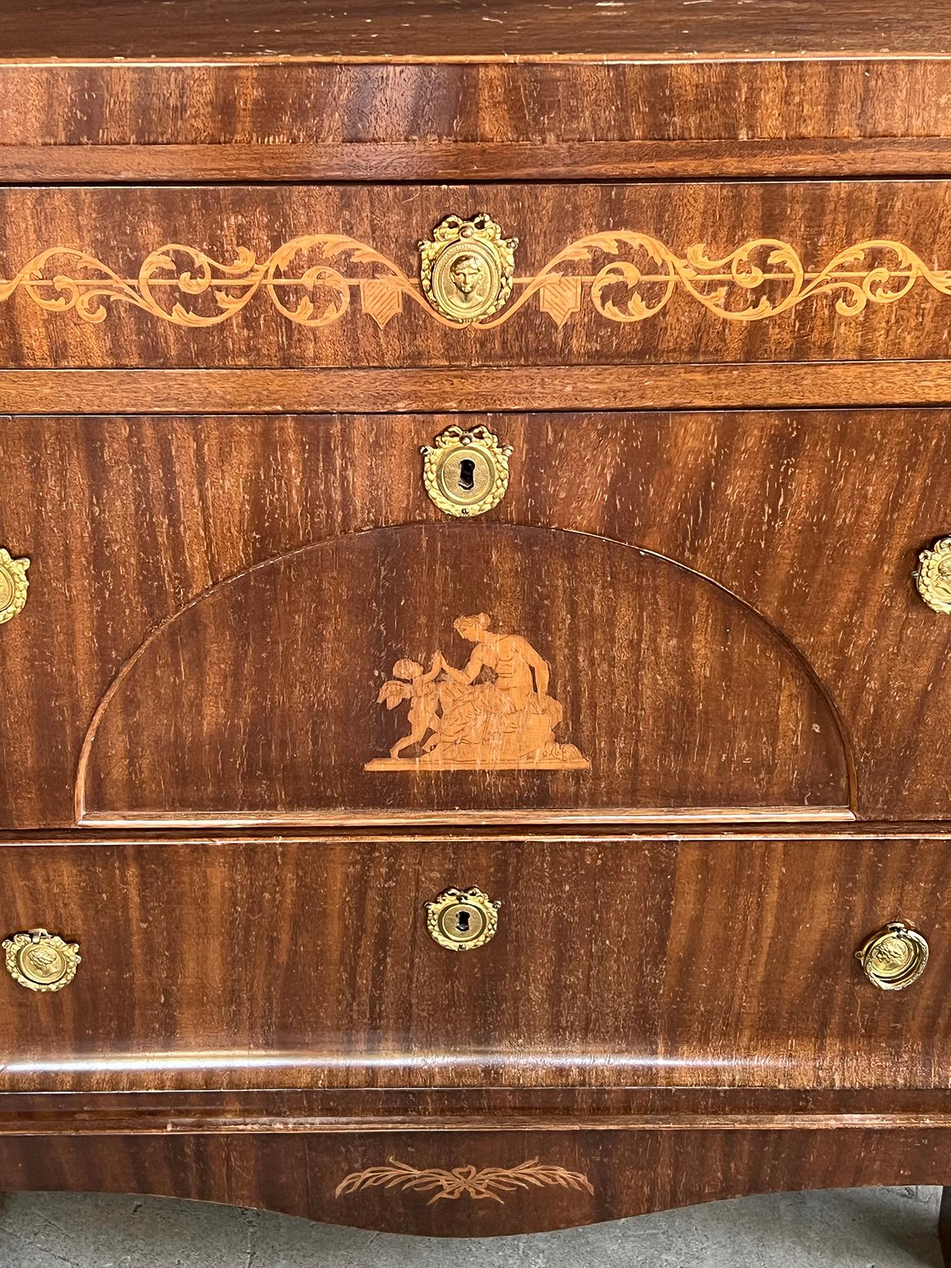 Inlay A Danish Biedermeier Mahogany Chest of Drawers For Sale