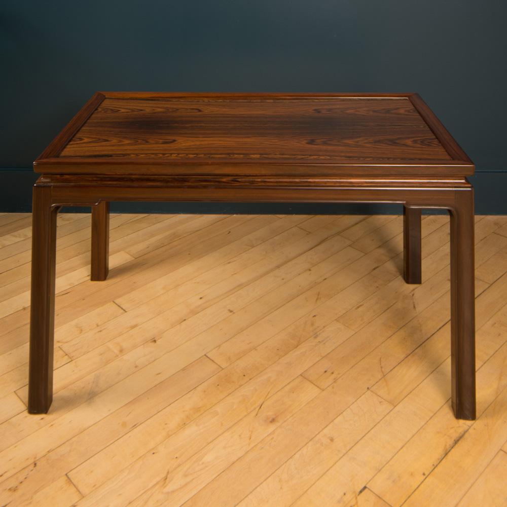 Danois Table d'appoint danoise, par Lysberg, Hansen and Therp, bois de rose, datant d'environ 1950 en vente