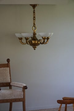 Dänischer moderner Art-Déco-Kronleuchter aus Glas und Messing, 1940er Jahre