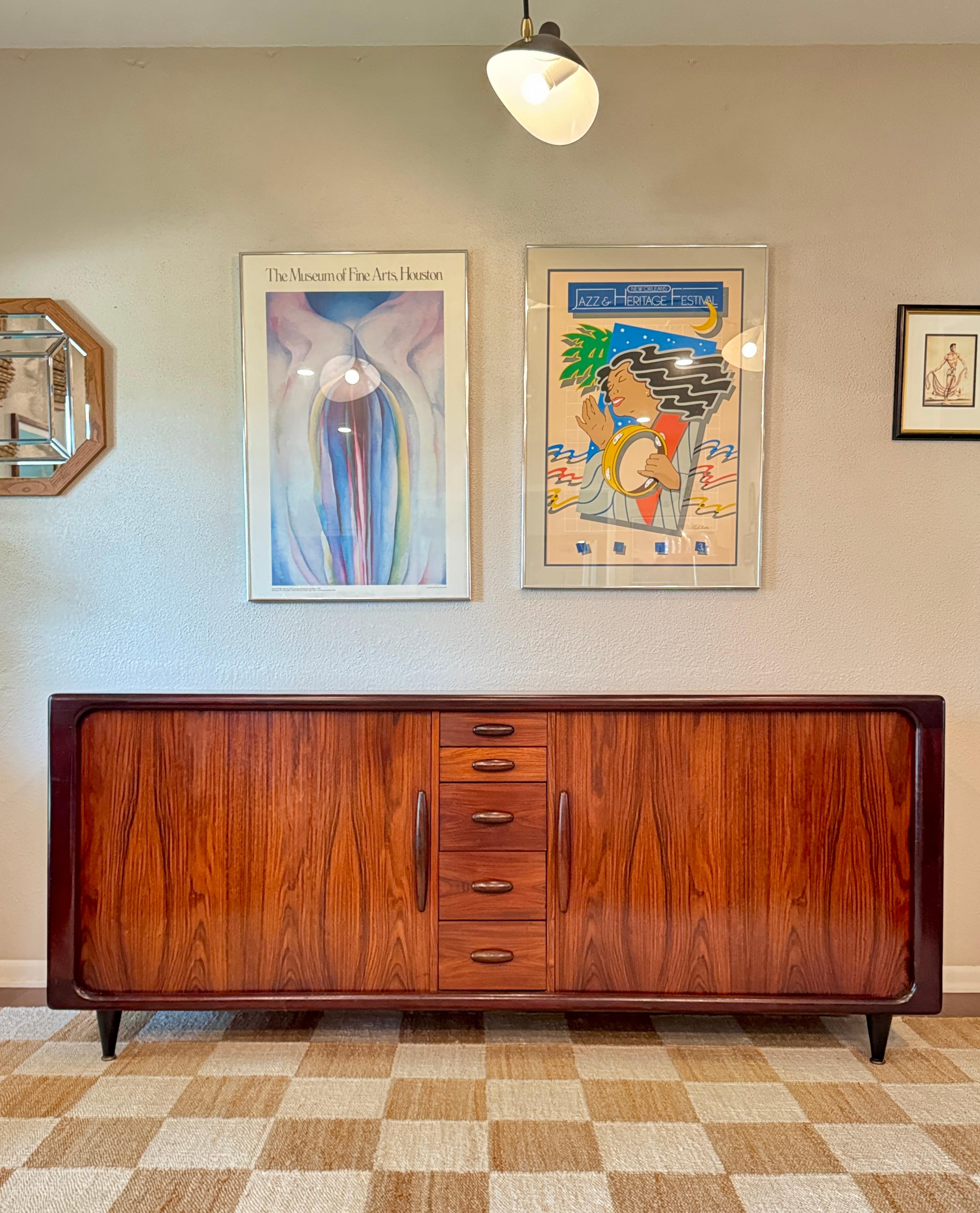 A Danish tambour door credenza made of Brazilian Rosewood by Dyrlund, circa 1960 For Sale 7