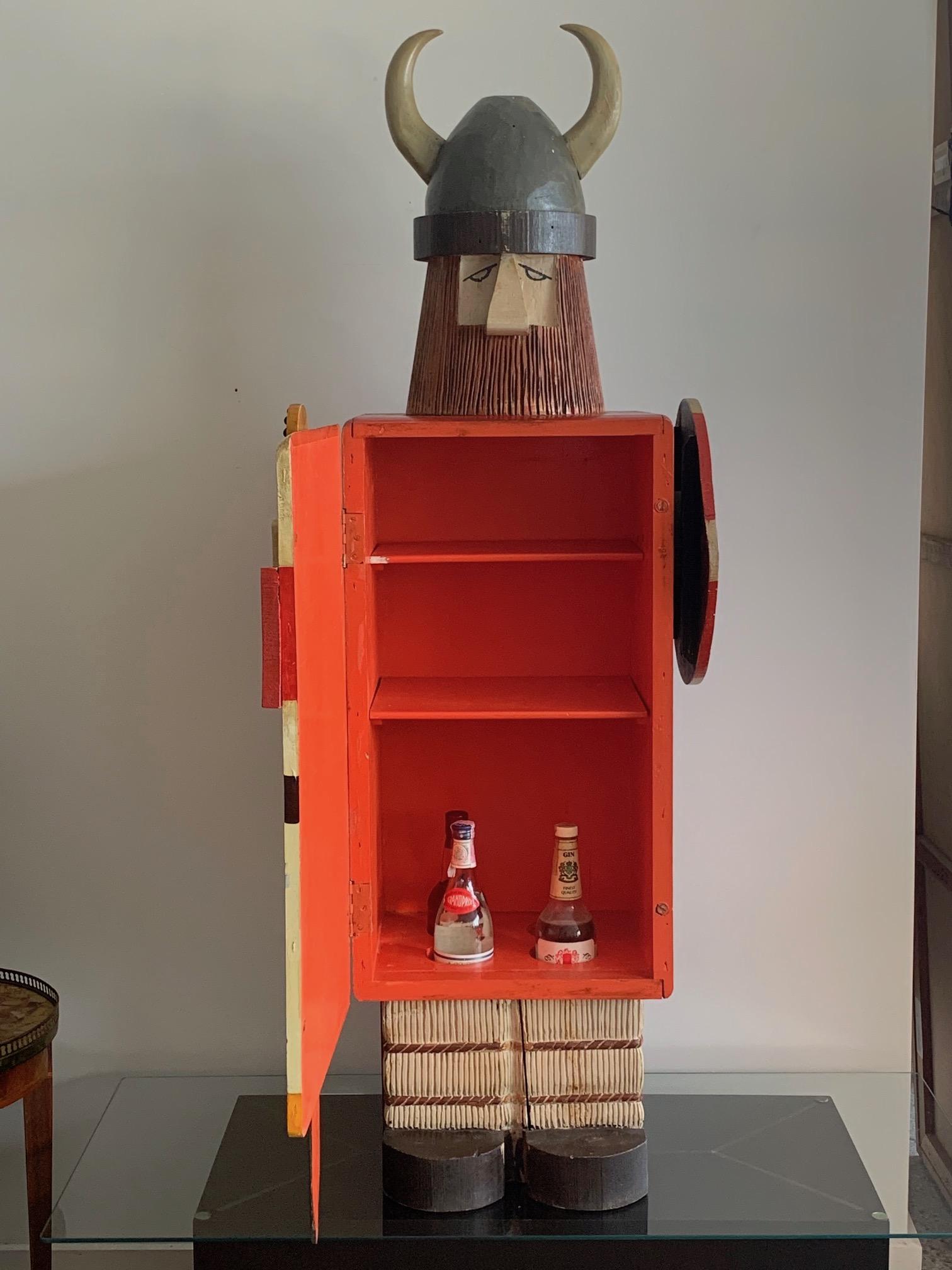 Dänischer Viking Barschrank (Italienisch) im Angebot