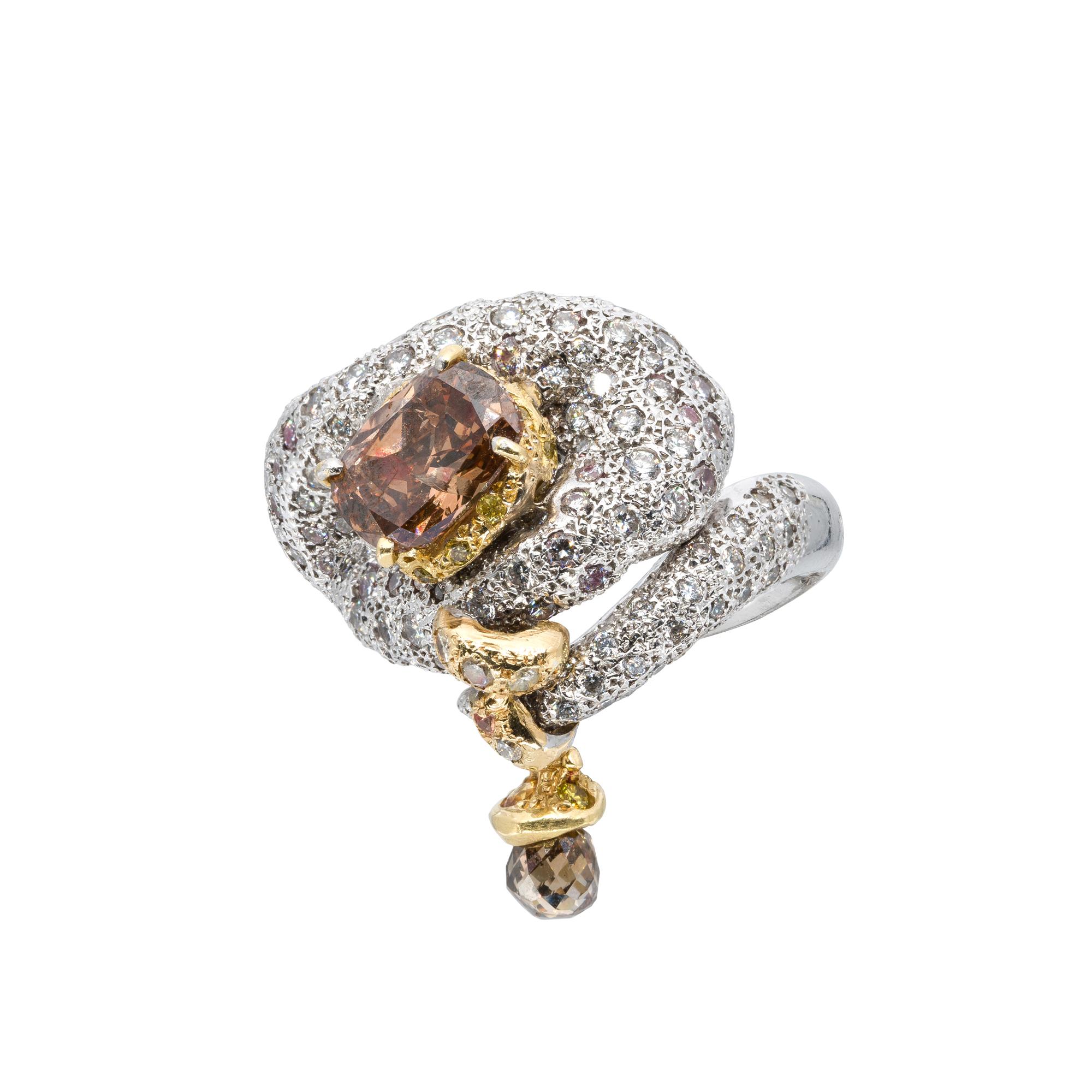 d'Avossa Masterpiece Collection Ring with a Cognac Central Diamond In New Condition For Sale In Roma, IT