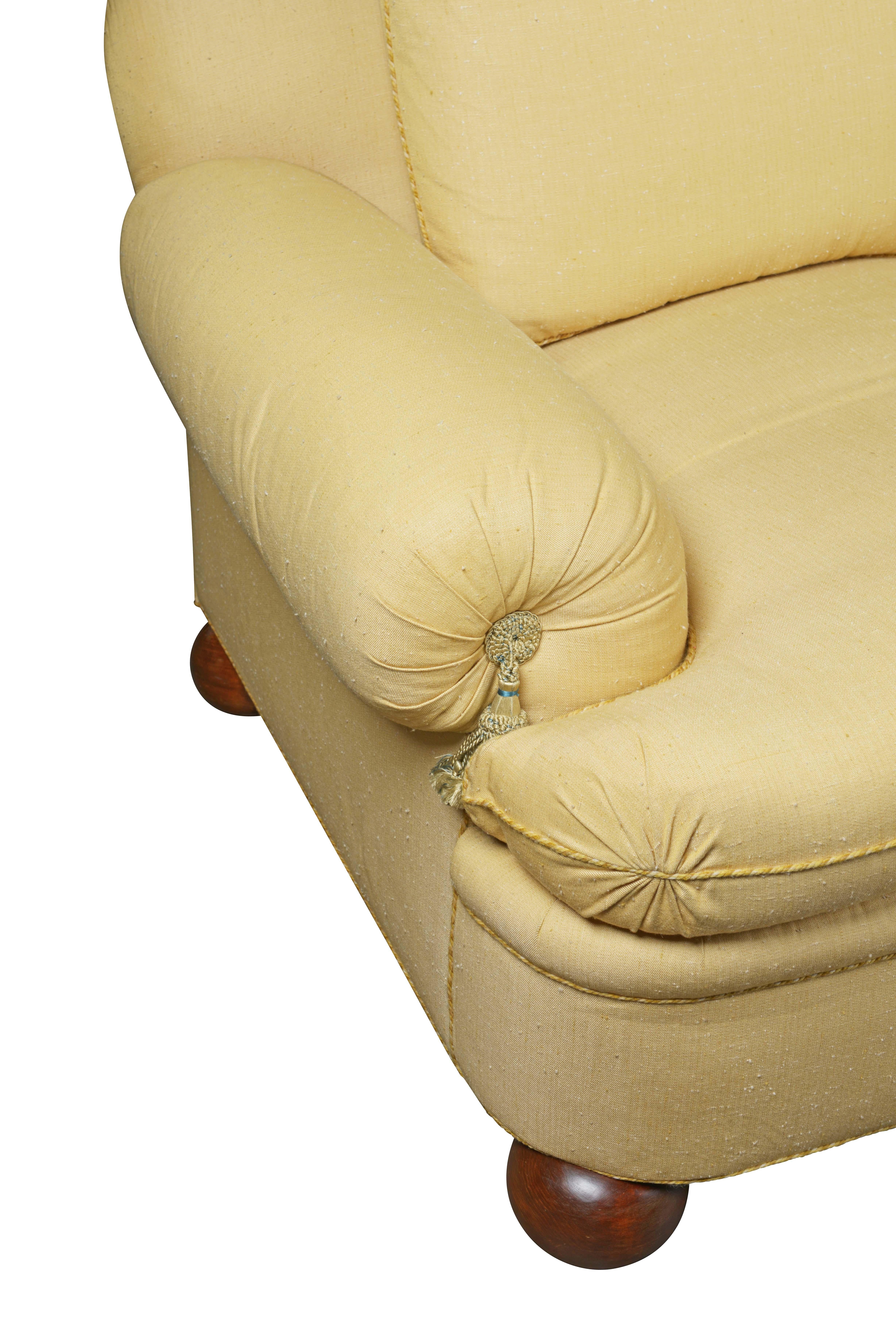 Contemporary Deangelis Three-Seater Silk Sofa