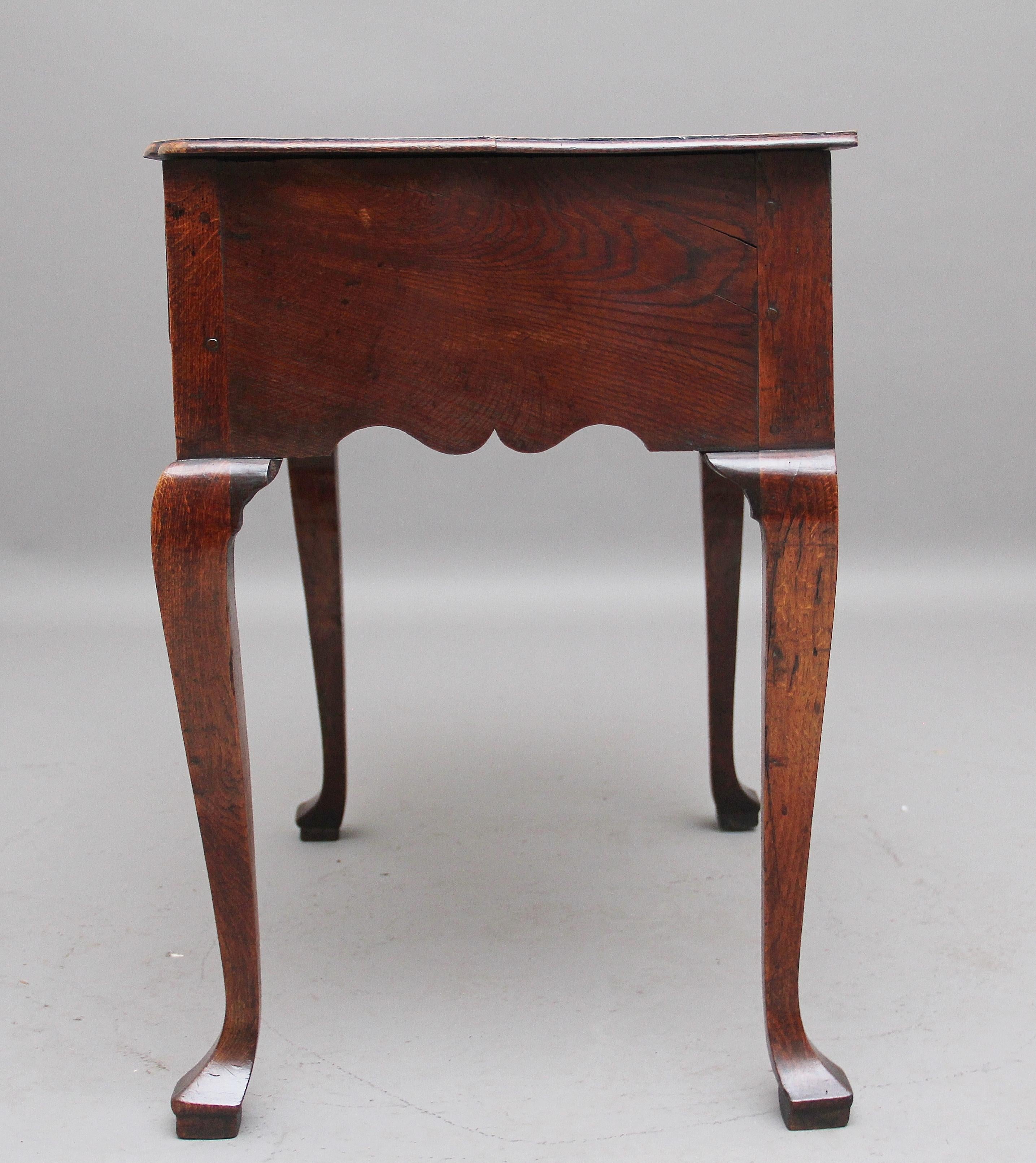 Decorative 18th Century Oak Lowboy For Sale 1