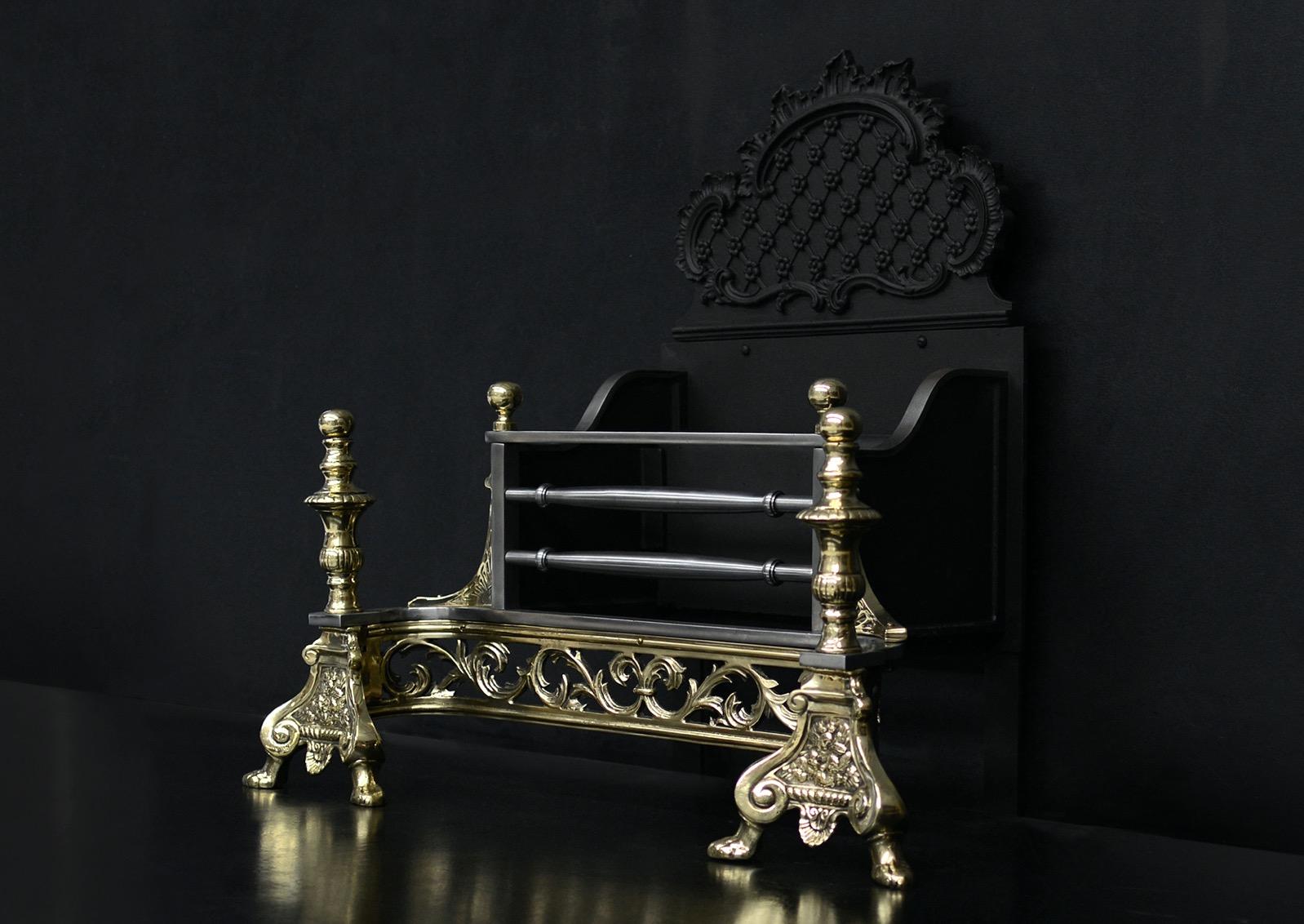 Parrilla decorativa de latón y acero Latón en venta