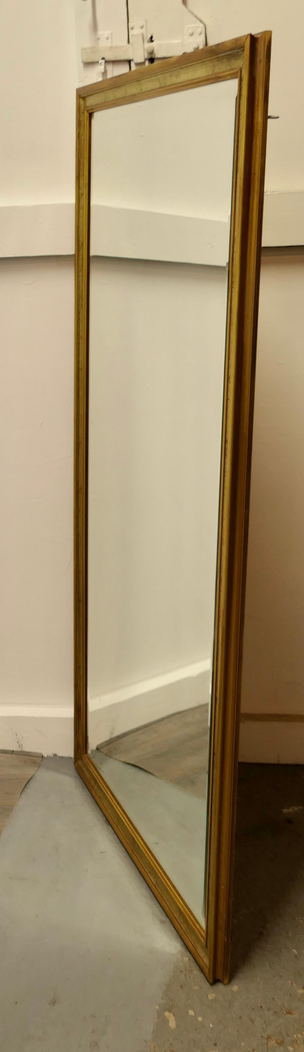 Mid-Century Modern Mirror Decorative Long Gilt Dressing Mirror en vente