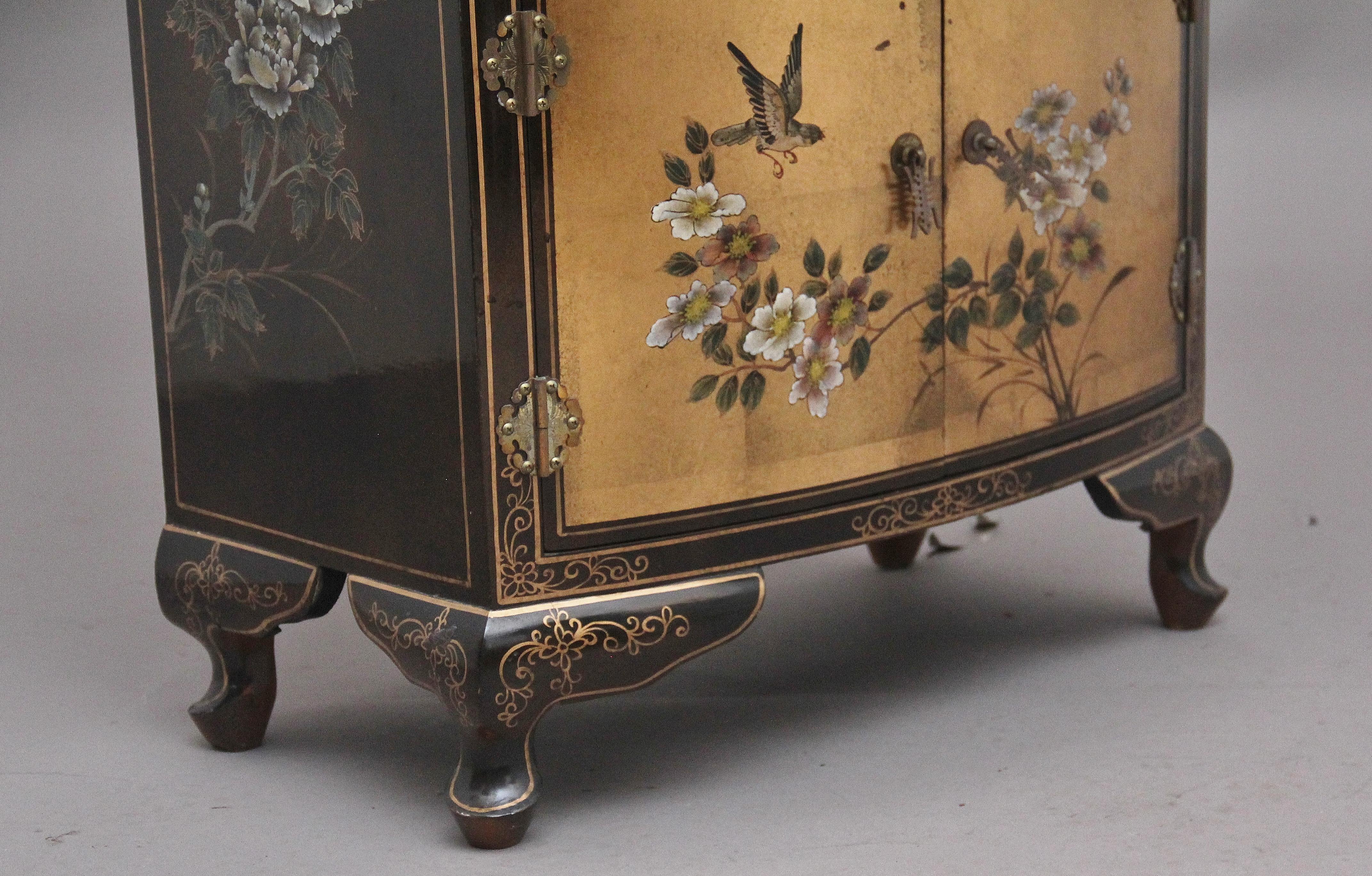 Decorative Mid-20th Century Painted and Lacquered Cabinet 6